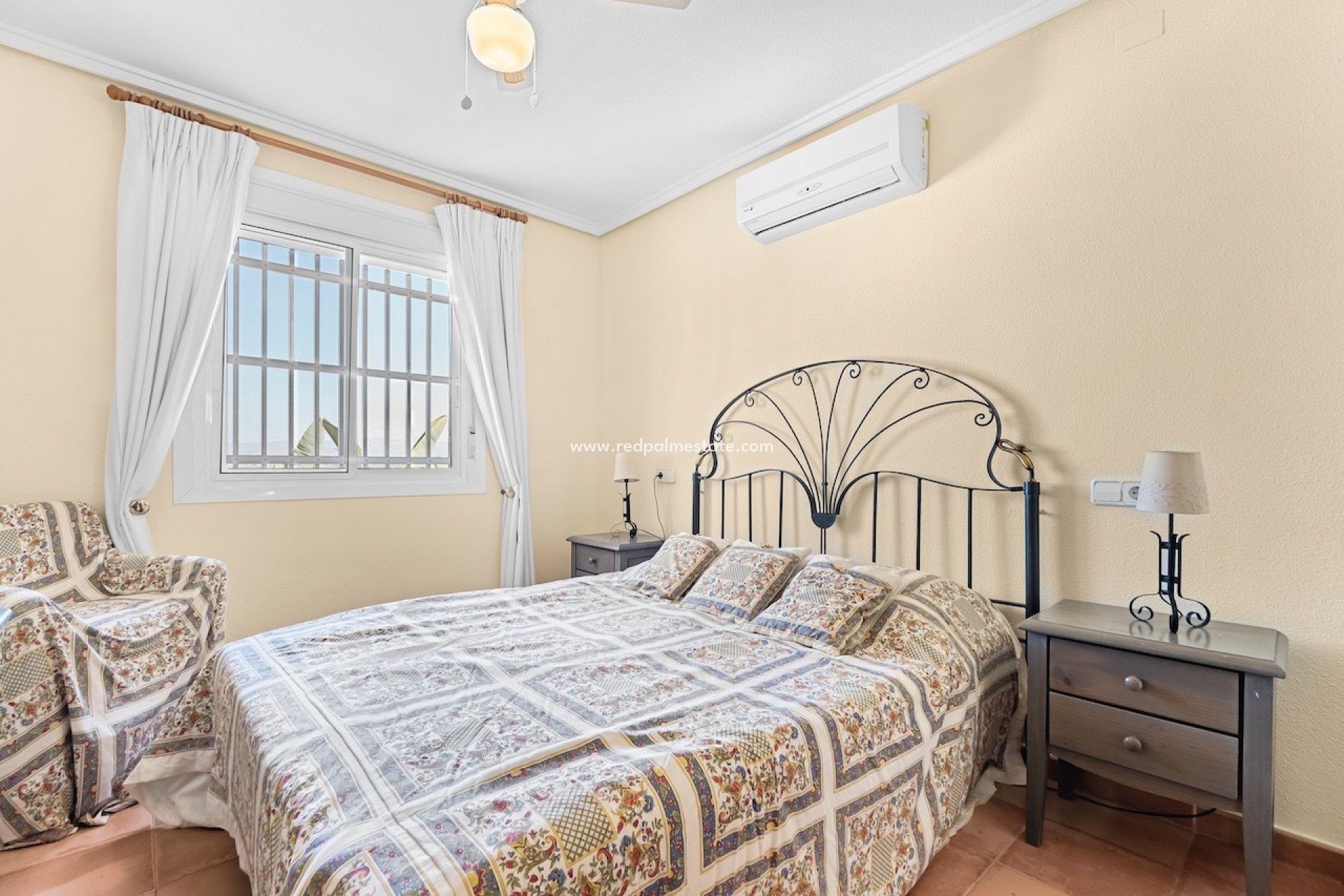 Resale - Villa -
Gran Alacant - Monte Y Mar