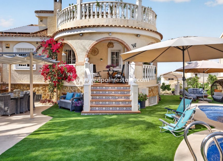 Resale - Villa -
Gran Alacant - Monte Y Mar