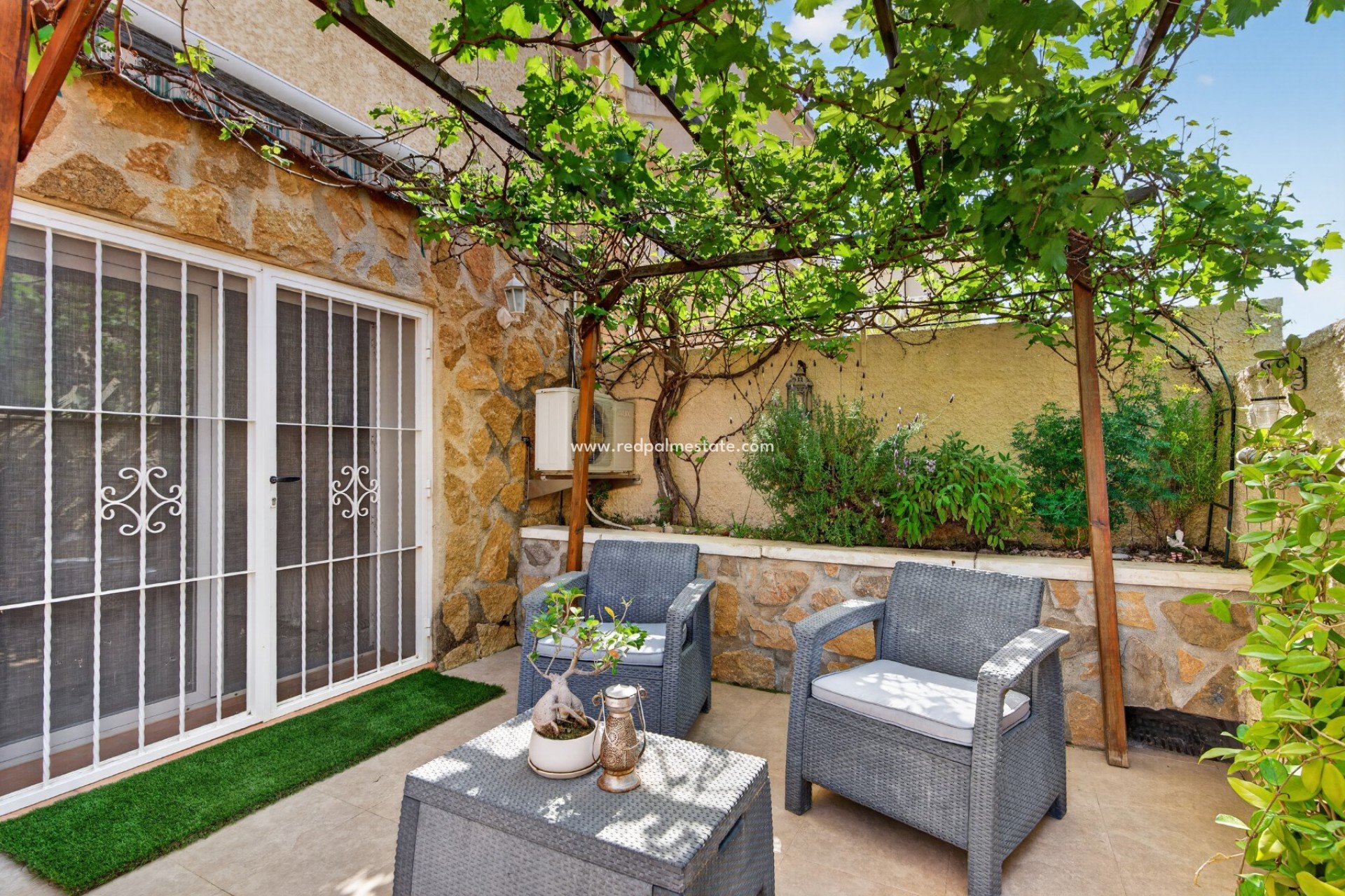 Resale - Villa -
Gran Alacant - Monte Y Mar
