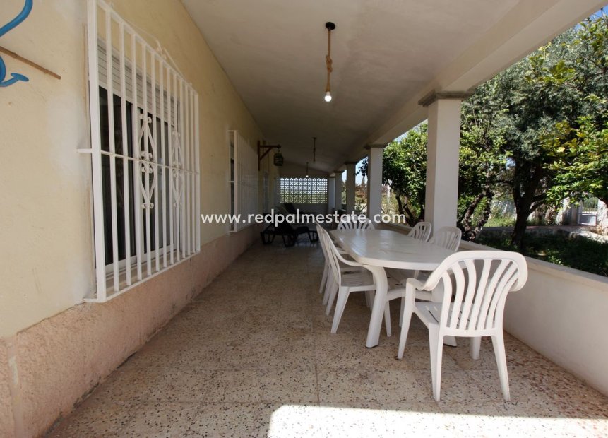 Resale - Villa -
Guardamar del Segura - Costa Blanca