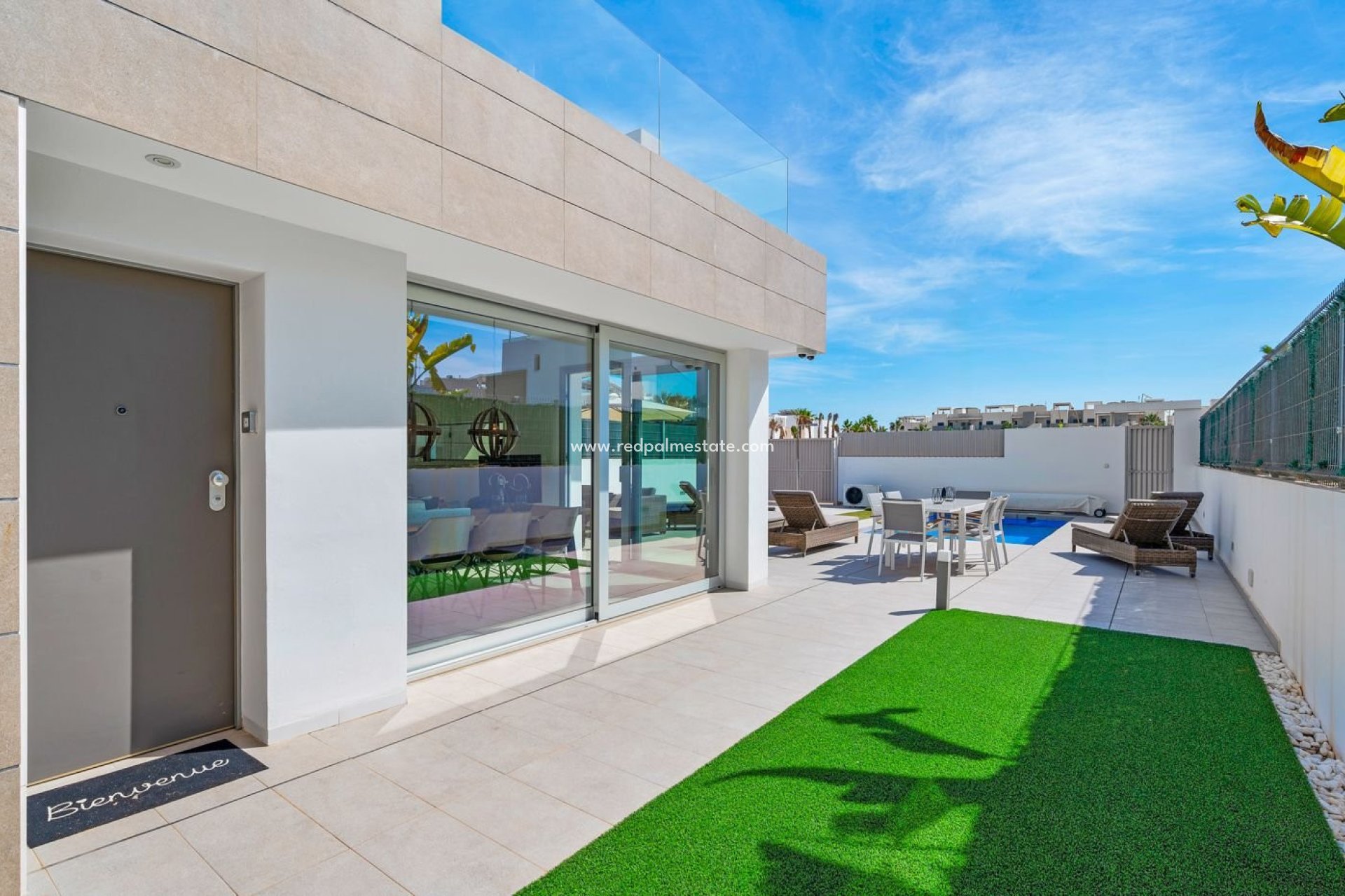 Resale - Villa -
Guardamar del Segura - Costa Blanca