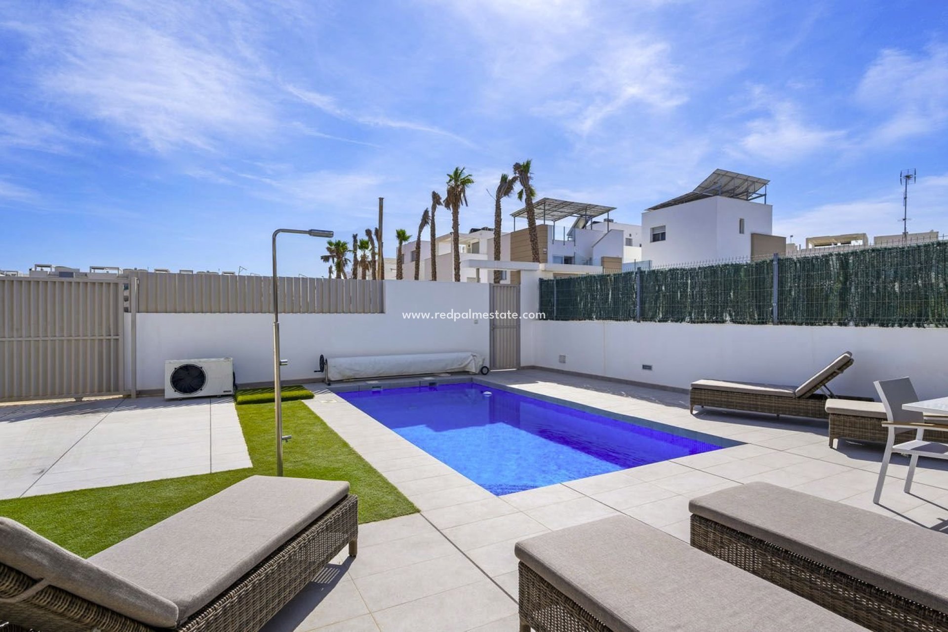 Resale - Villa -
Guardamar del Segura - Costa Blanca