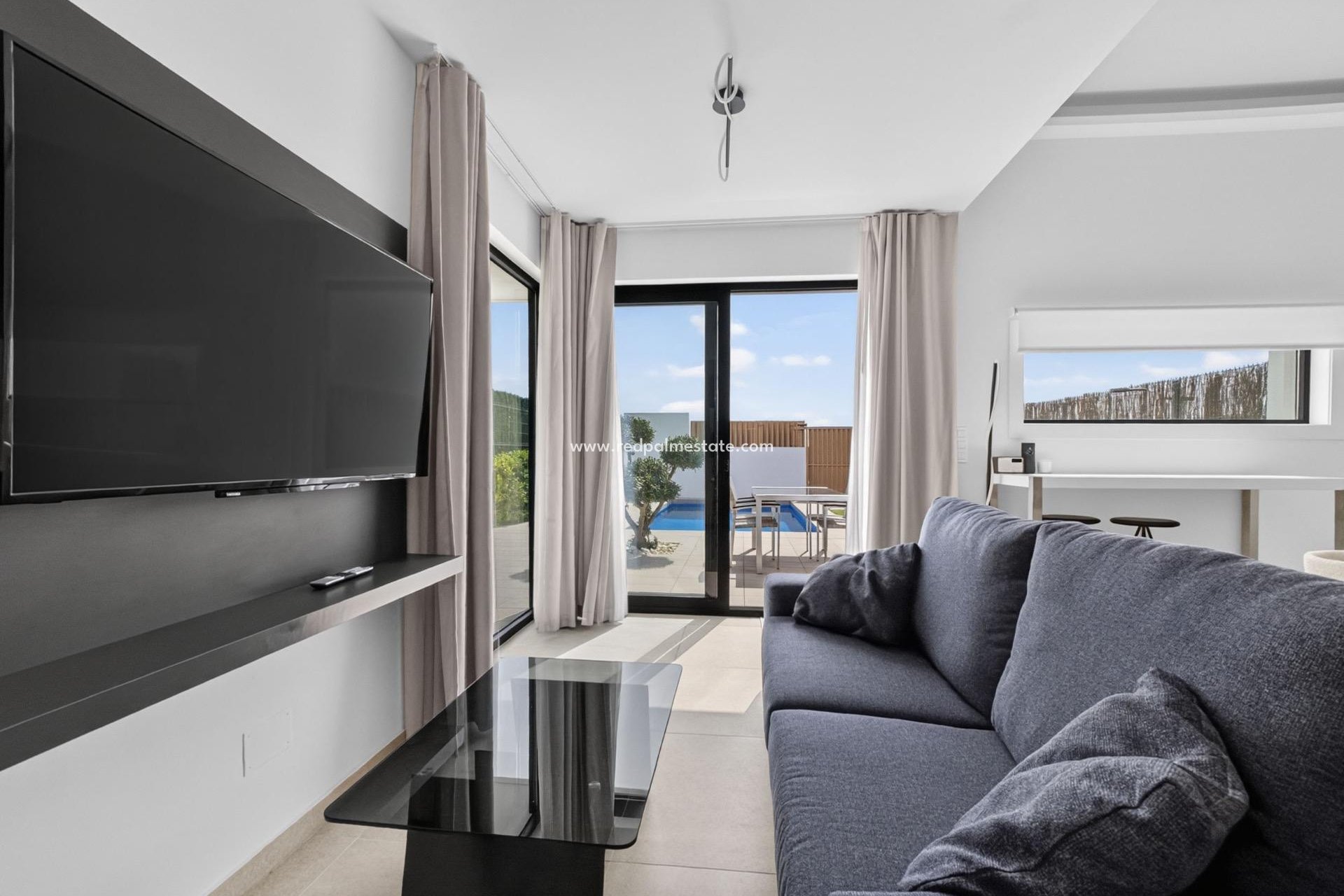 Resale - Villa -
Guardamar del Segura - El Raso