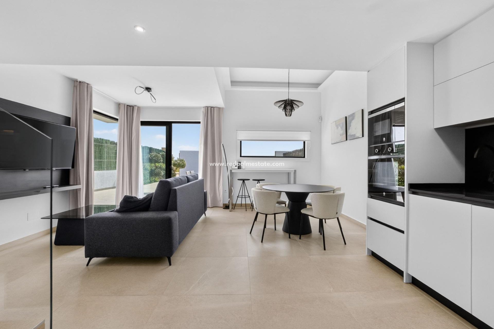 Resale - Villa -
Guardamar del Segura - El Raso