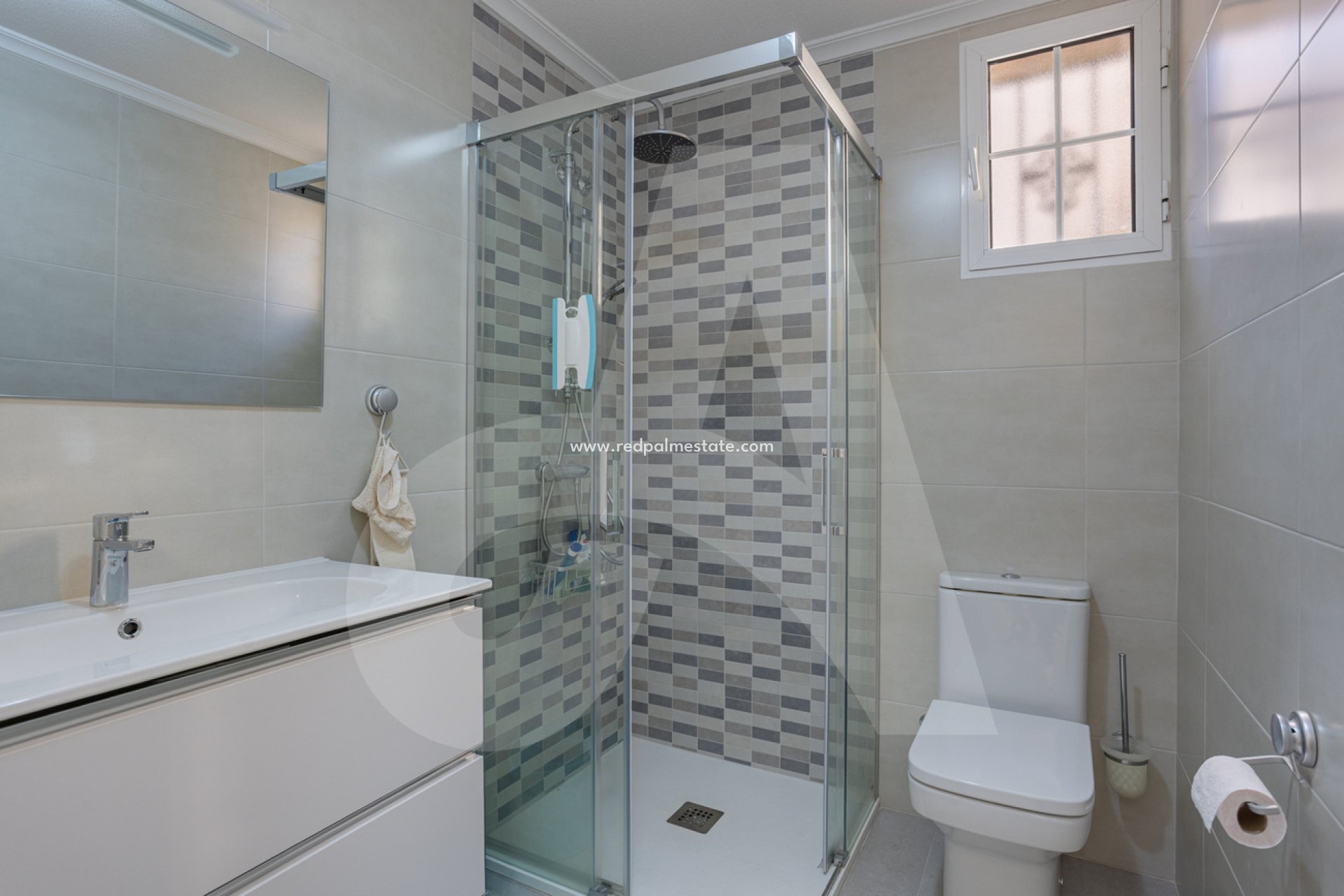 Resale - Villa -
Guardamar del Segura - El Raso