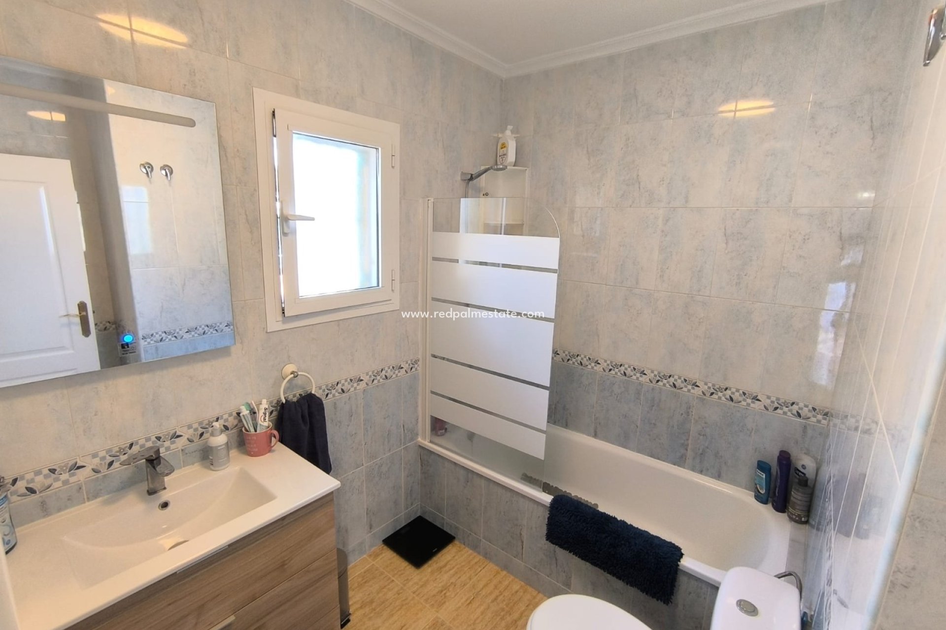 Resale - Villa -
Guardamar del Segura - El Raso