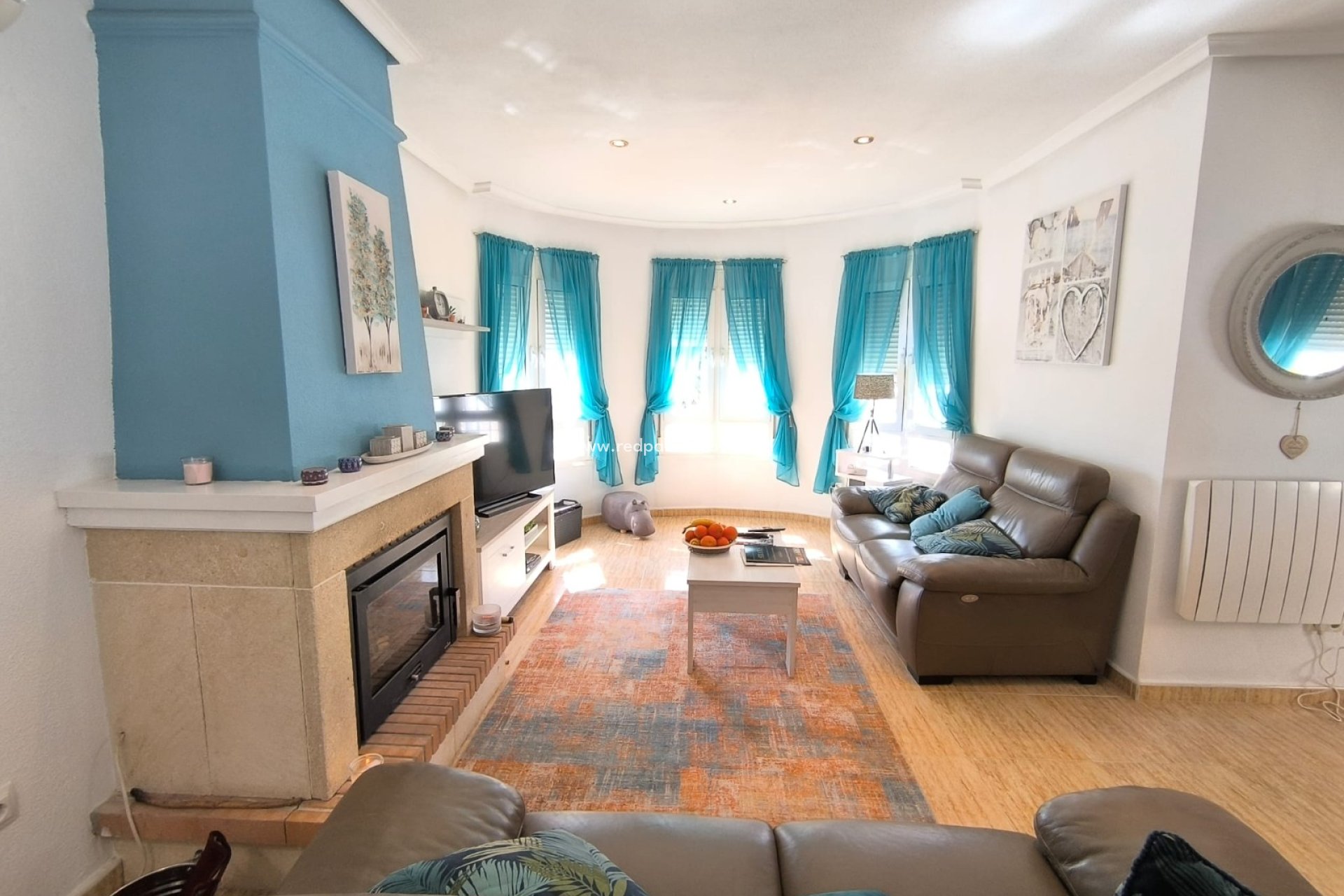 Resale - Villa -
Guardamar del Segura - El Raso