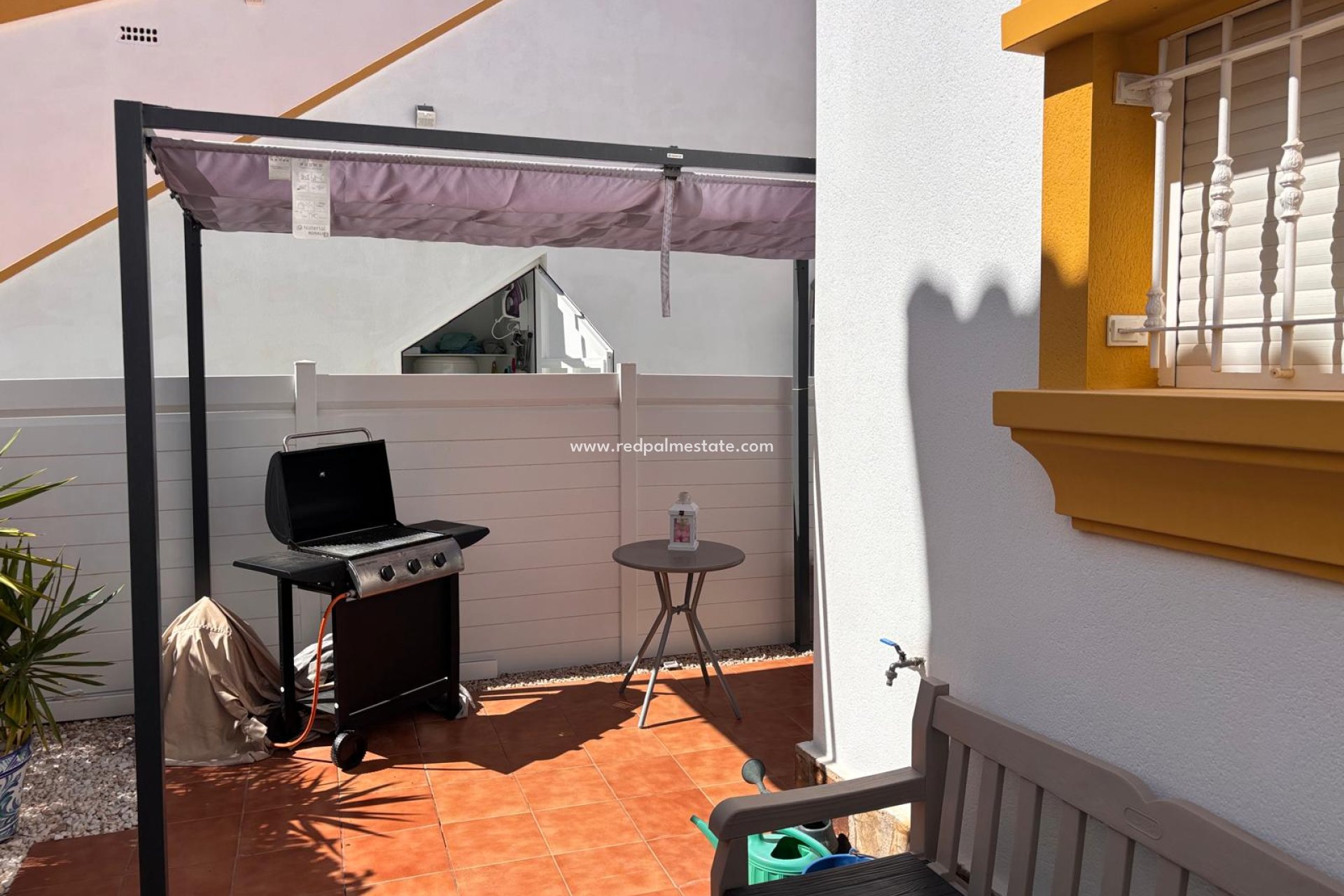 Resale - Villa -
Guardamar del Segura - Guardamar