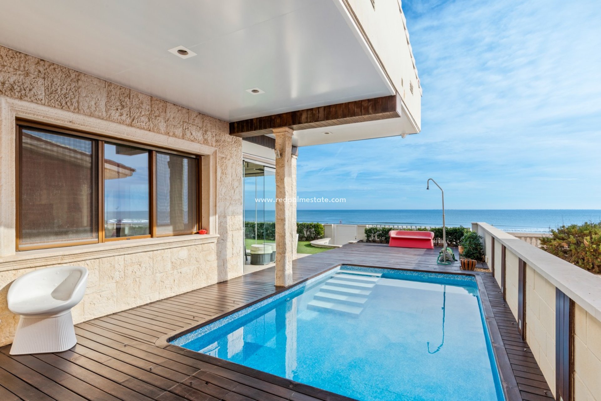 Resale - Villa -
Guardamar del Segura - Guardamar