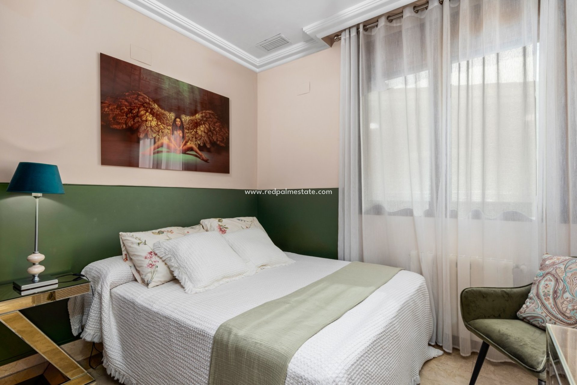 Resale - Villa -
Guardamar del Segura - Guardamar