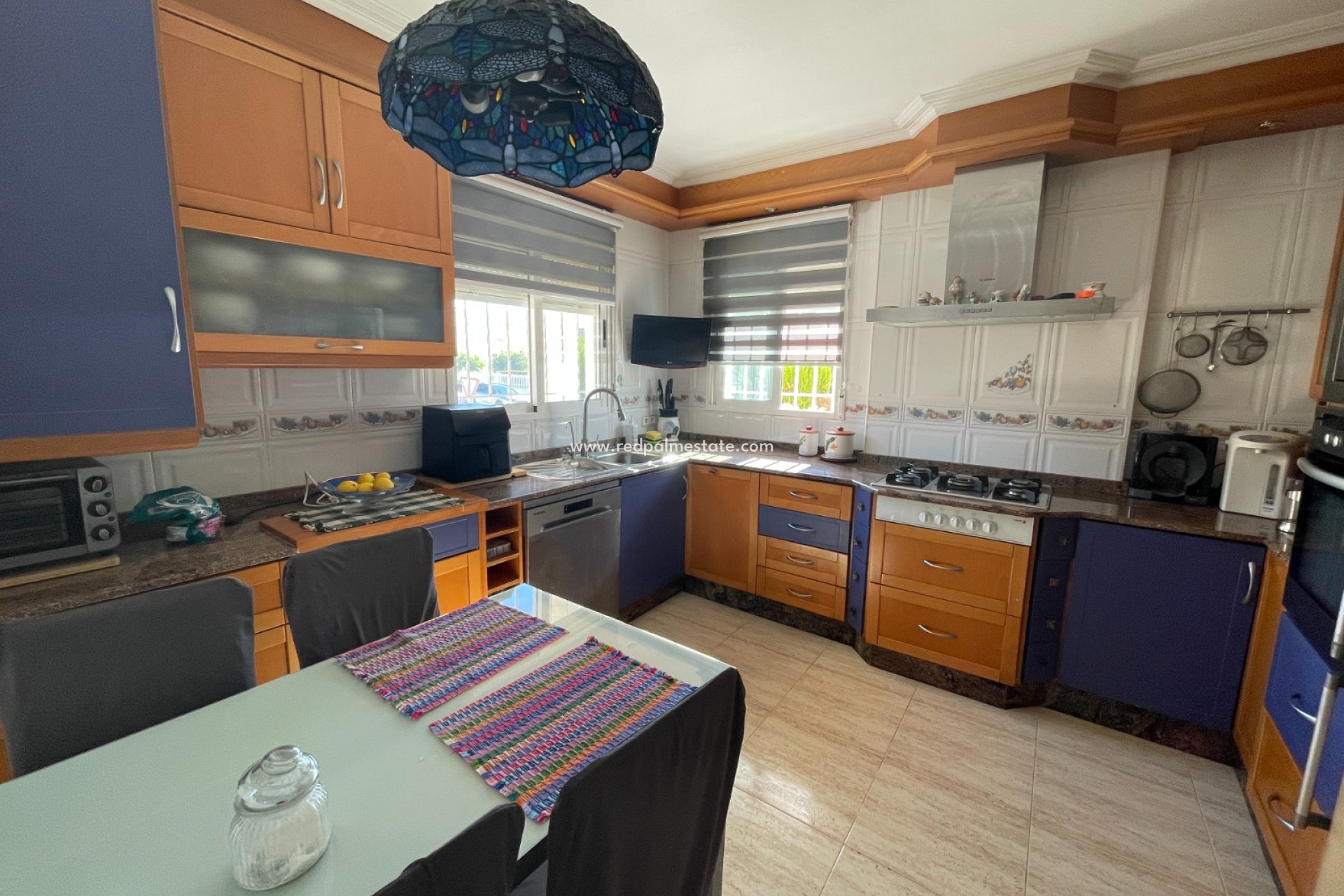 Resale - Villa -
Guardamar del Segura - Guardamar