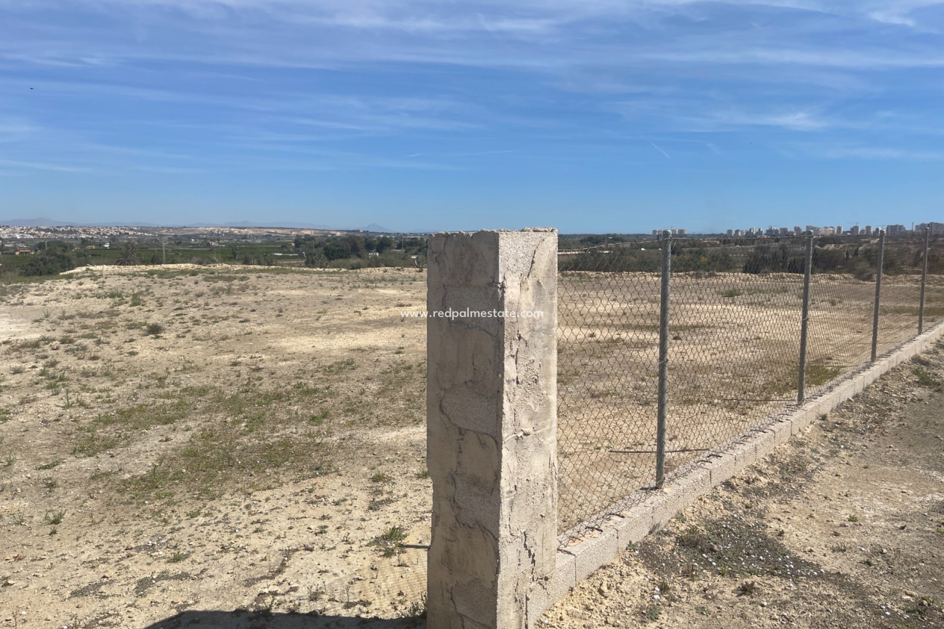 Resale - Villa -
Guardamar del Segura - Guardamar