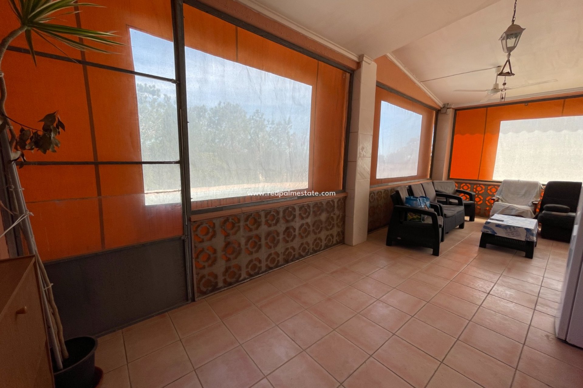 Resale - Villa -
Guardamar del Segura - Guardamar