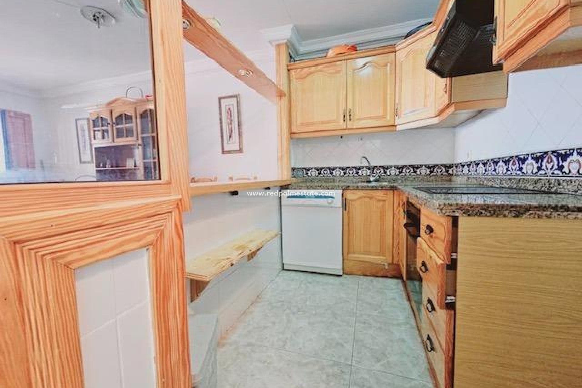 Resale - Villa -
Guardamar del Segura - Guarmar Del Segura