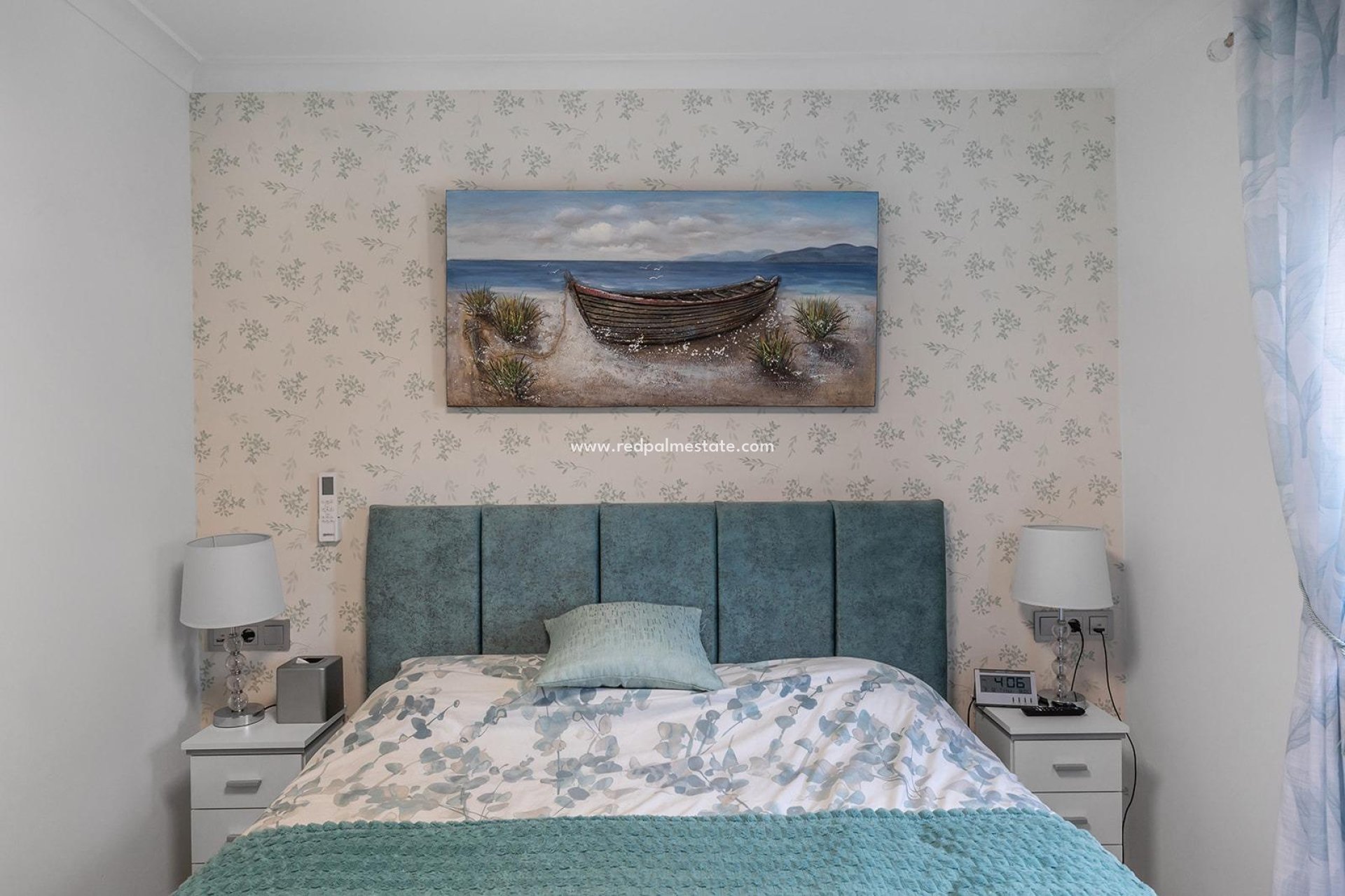 Resale - Villa -
Guardamar del Segura - Urbanizaciones