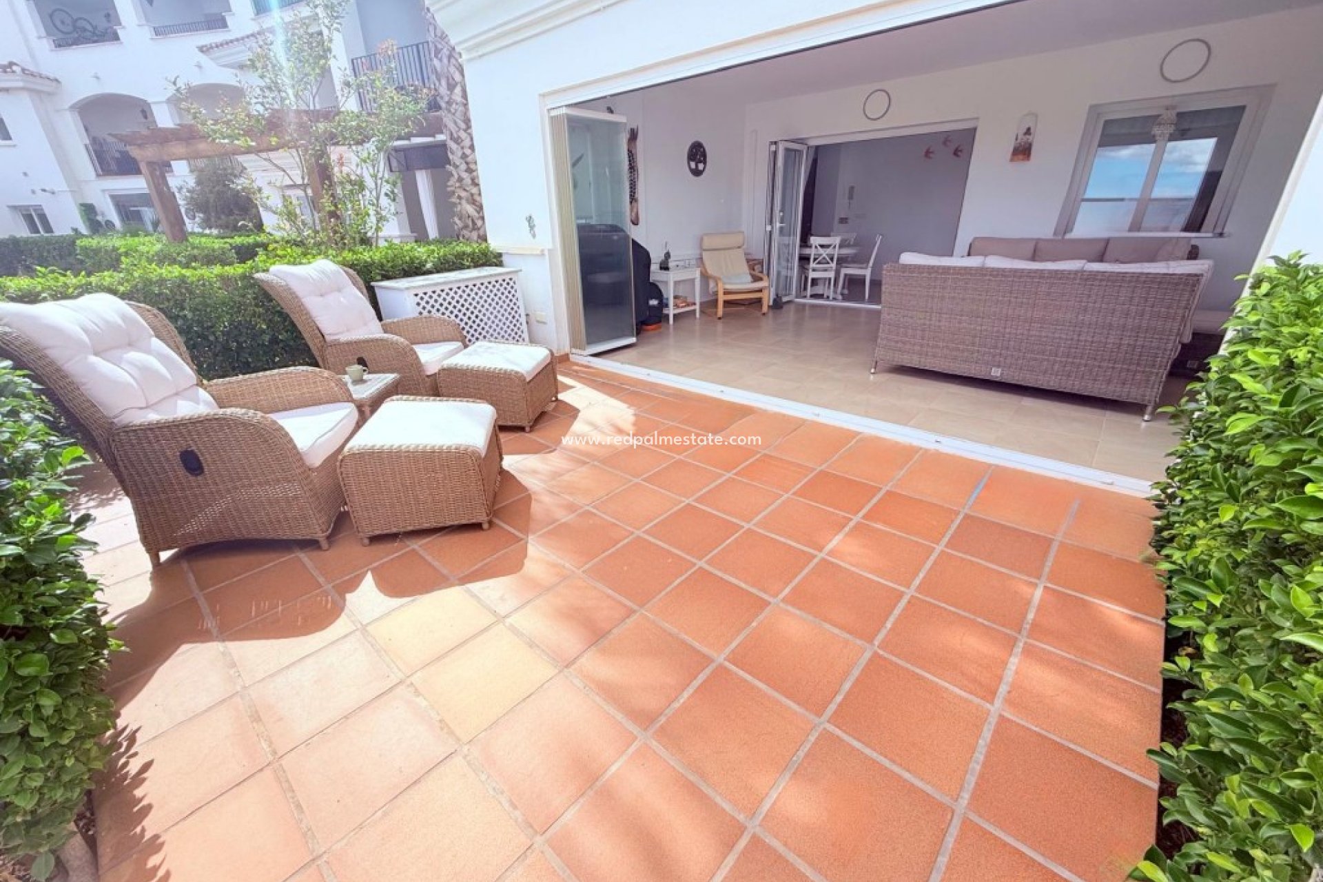 Resale - Villa -
Hacienda Riquelme Golf Resort - Inland