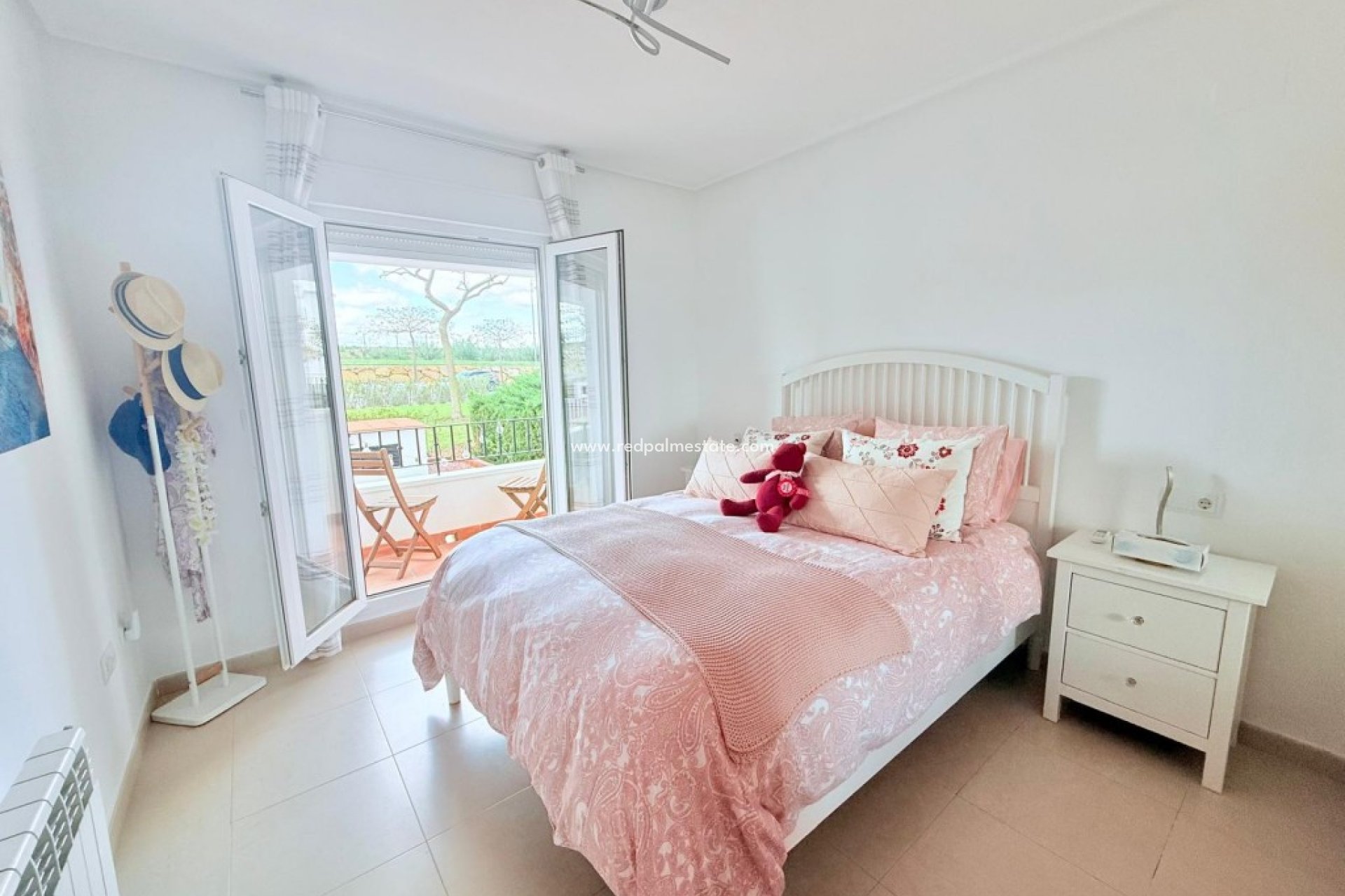 Resale - Villa -
Hacienda Riquelme Golf Resort - Inland