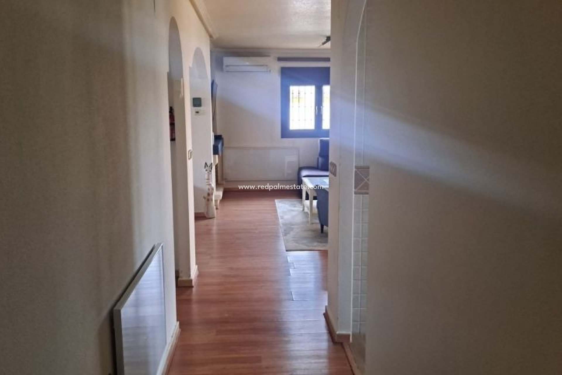 Resale - Villa -
Hondón de las Nieves - Inland