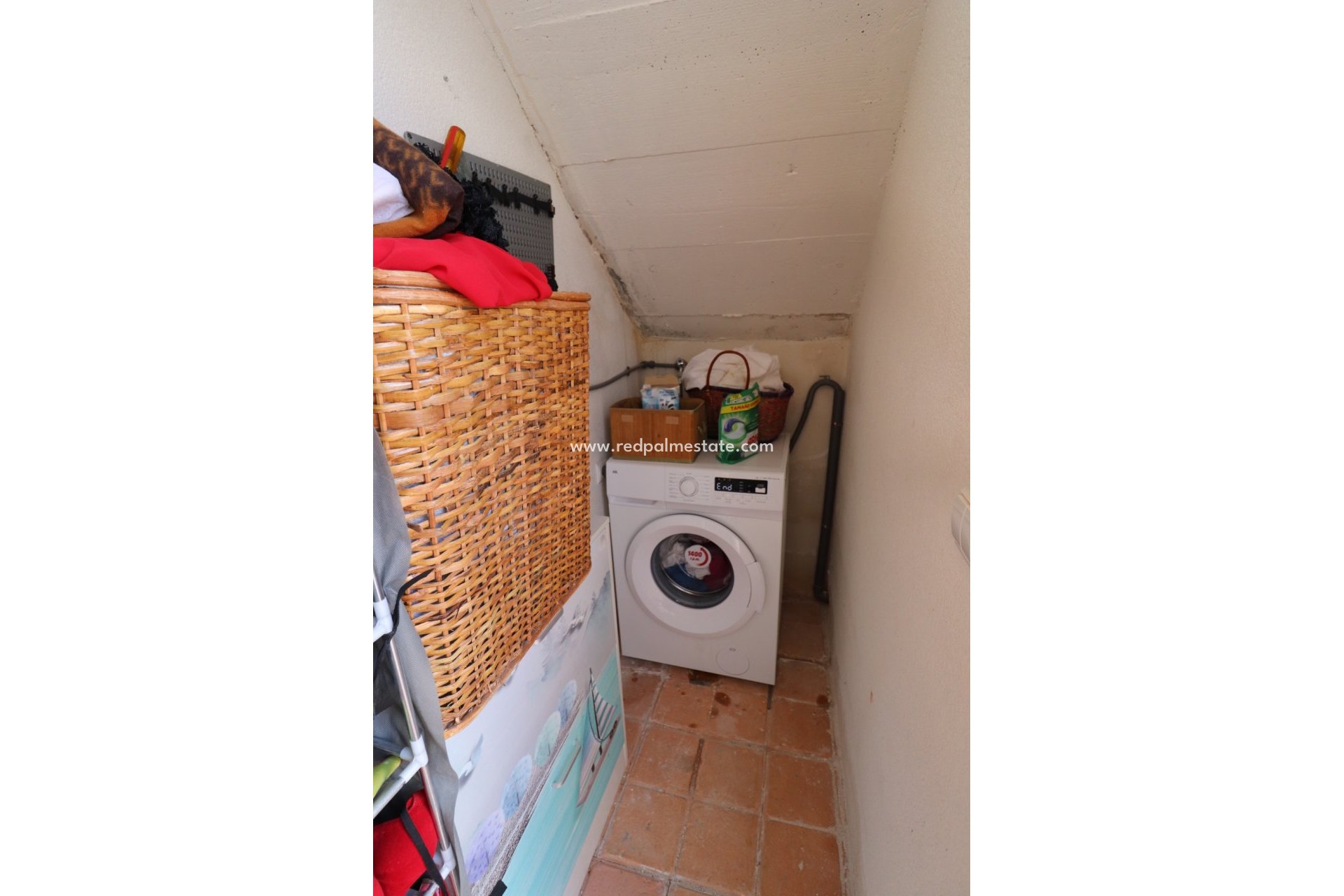 Resale - Villa -
Hondón de las Nieves - Inland