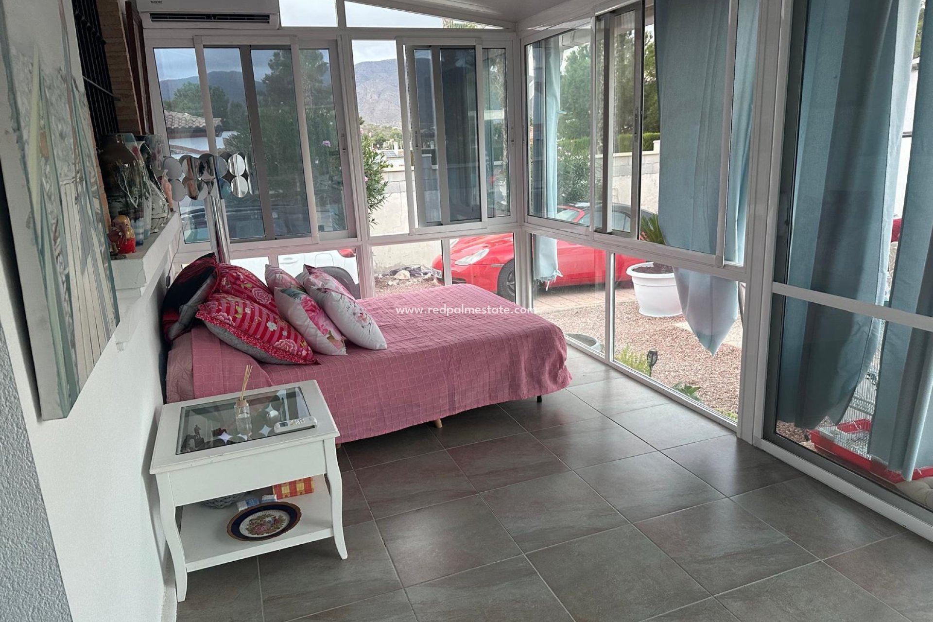 Resale - Villa -
Hondón de las Nieves - Inland