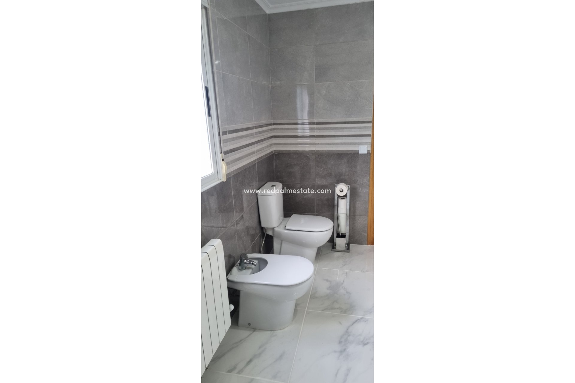 Resale - Villa -
Hondón de los Fráiles - Inland