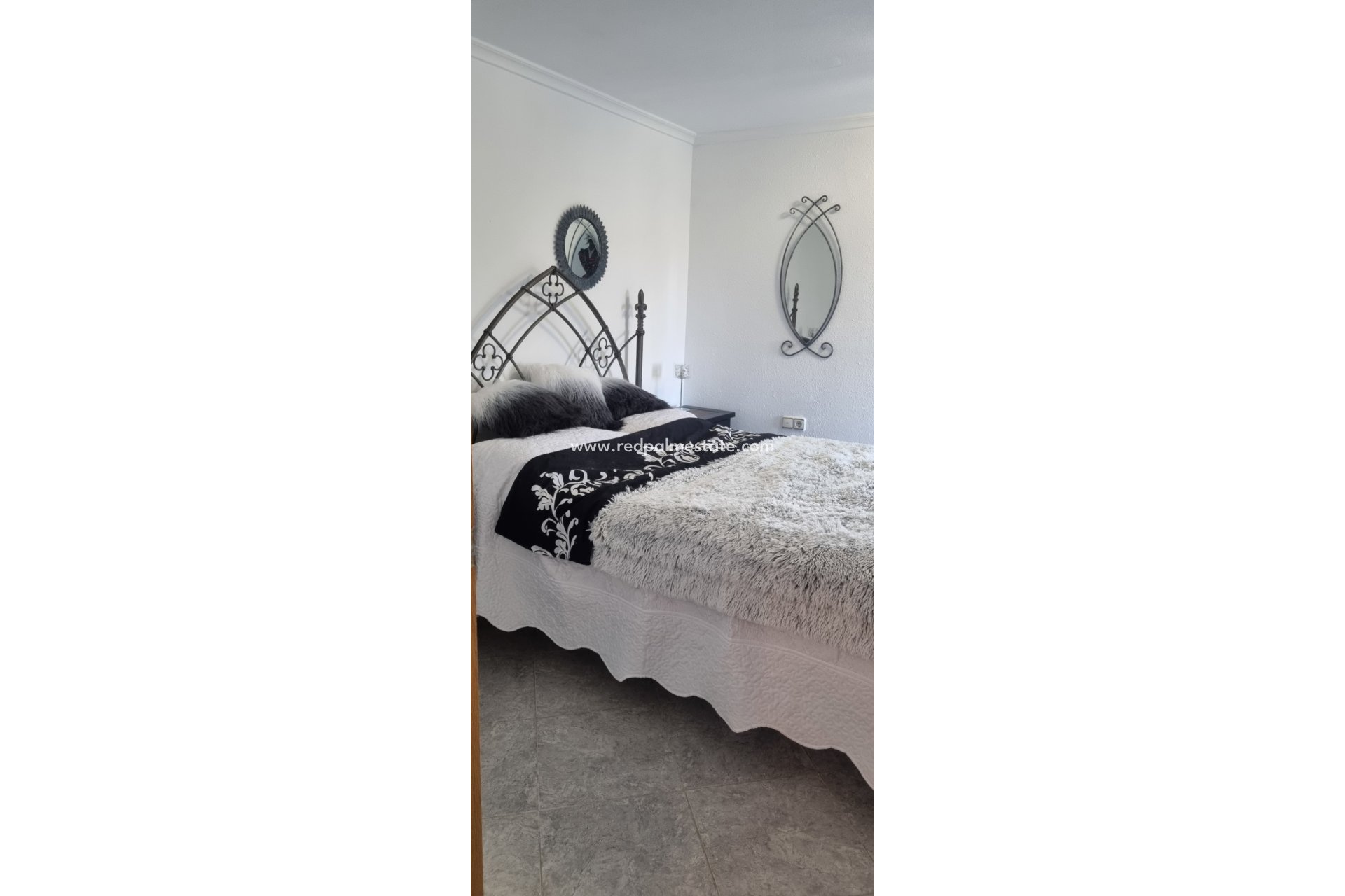 Resale - Villa -
Hondón de los Fráiles - Inland