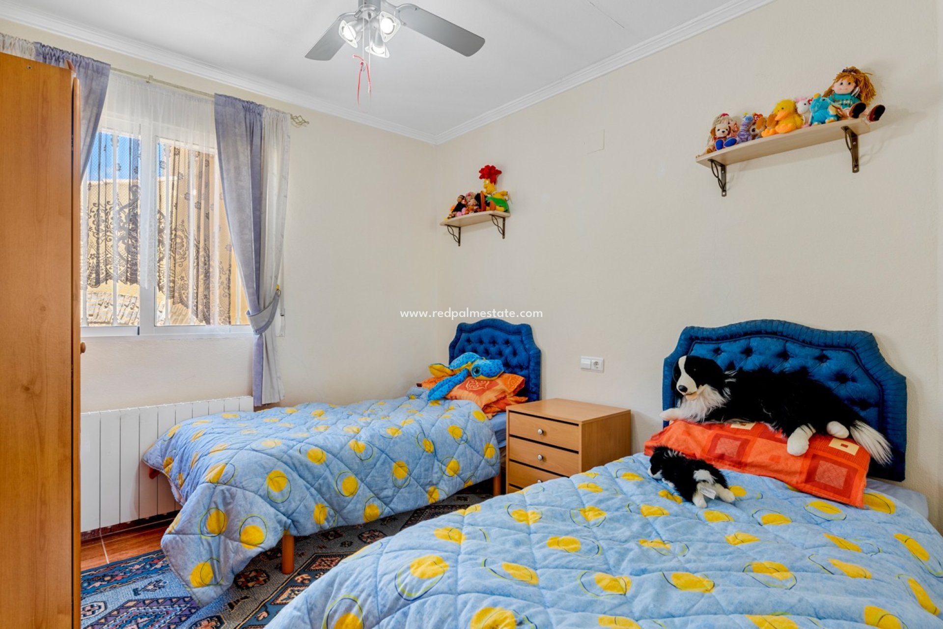 Resale - Villa -
Jacarilla - Inland