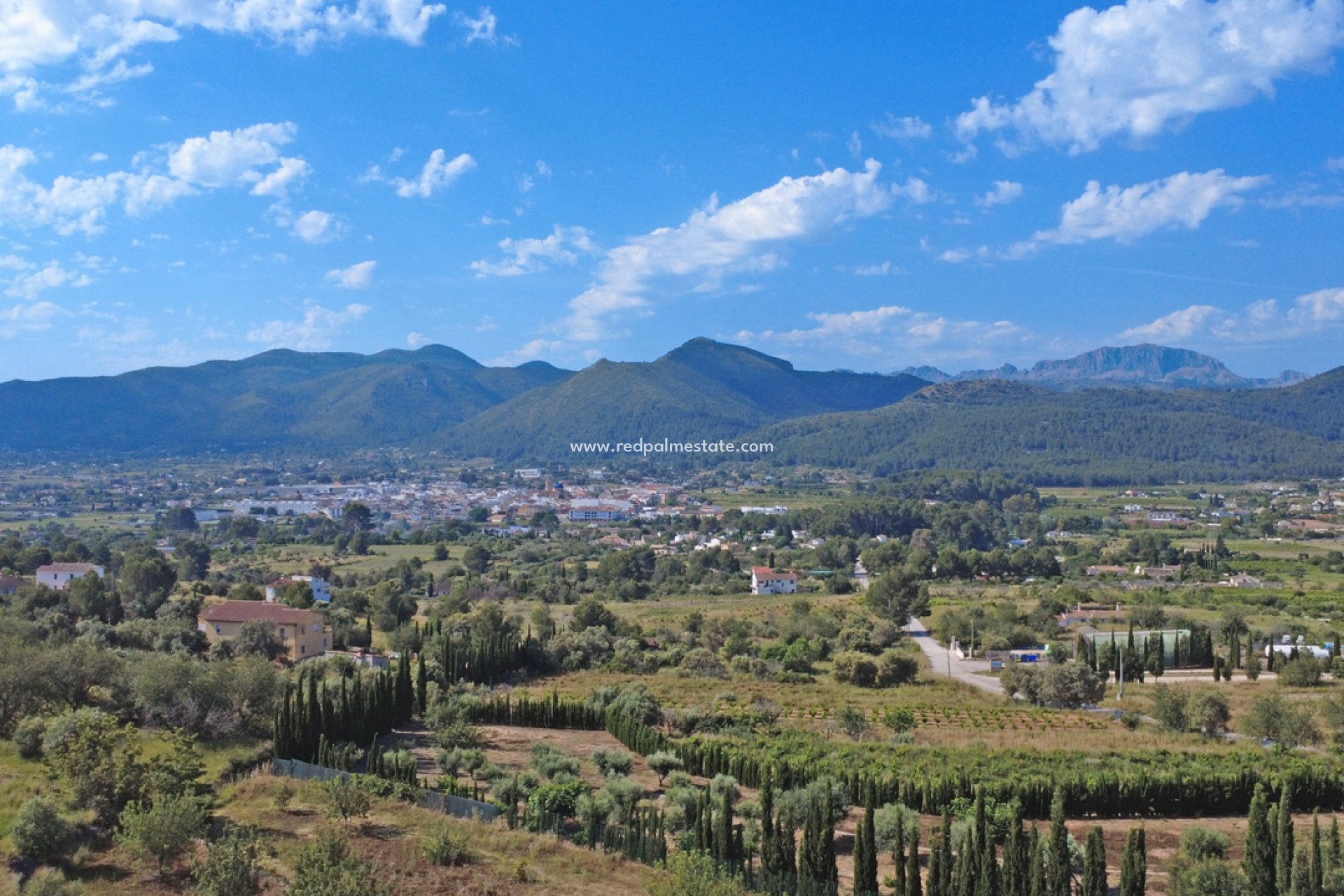 Resale - Villa -
Jalón - Inland