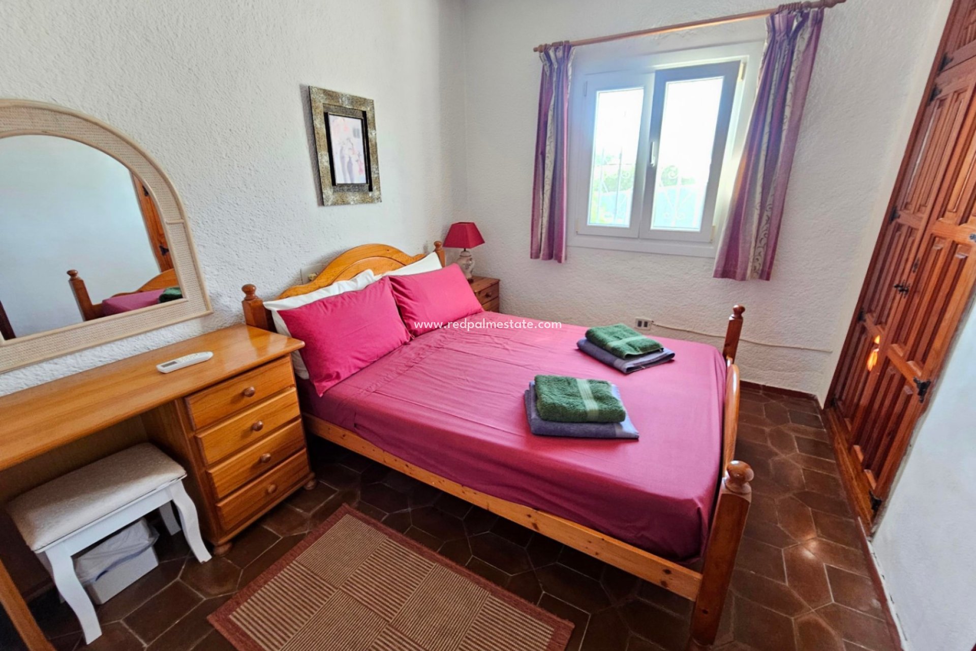 Resale - Villa -
Jávea - Costa Blanca