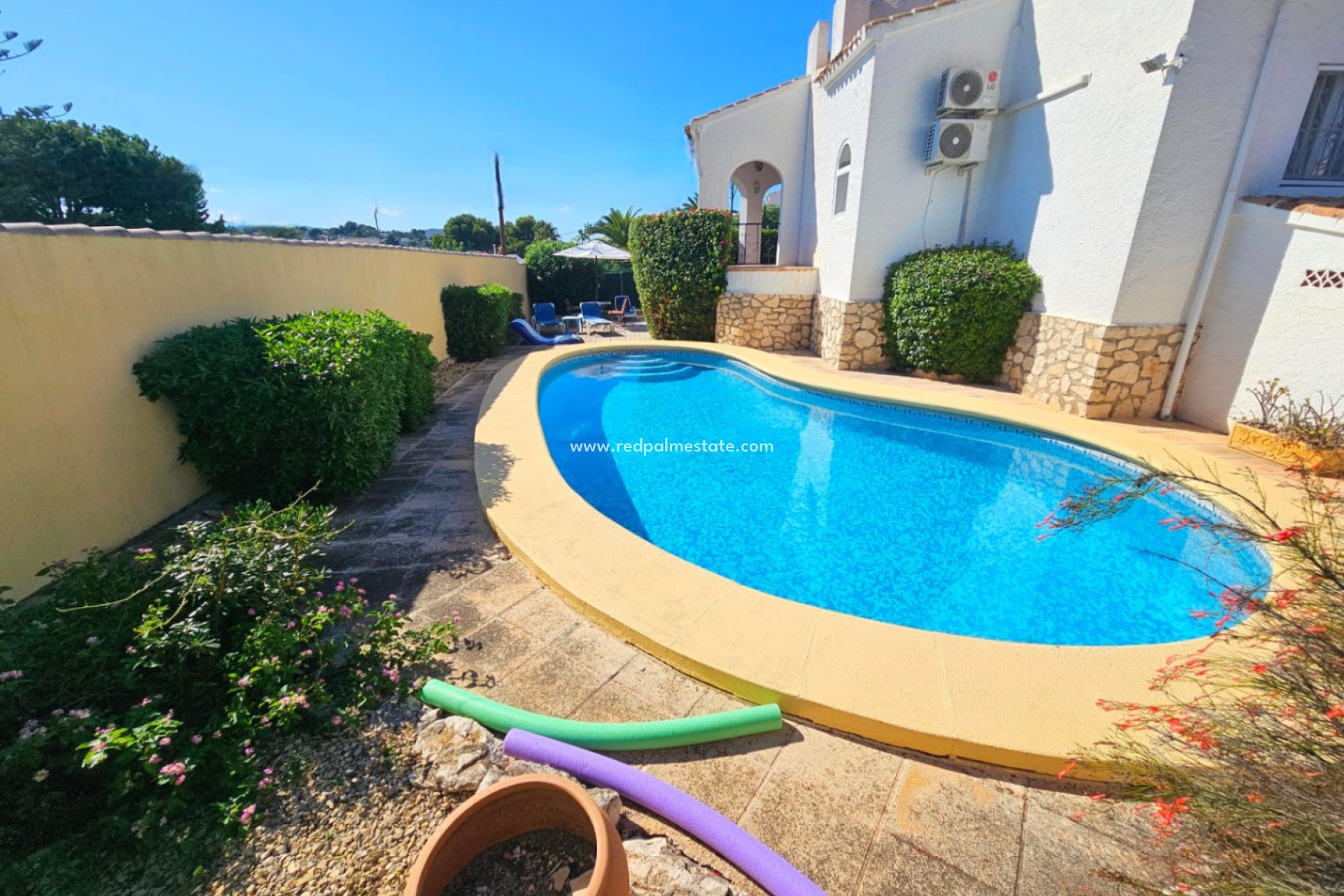 Resale - Villa -
Jávea - Costa Blanca