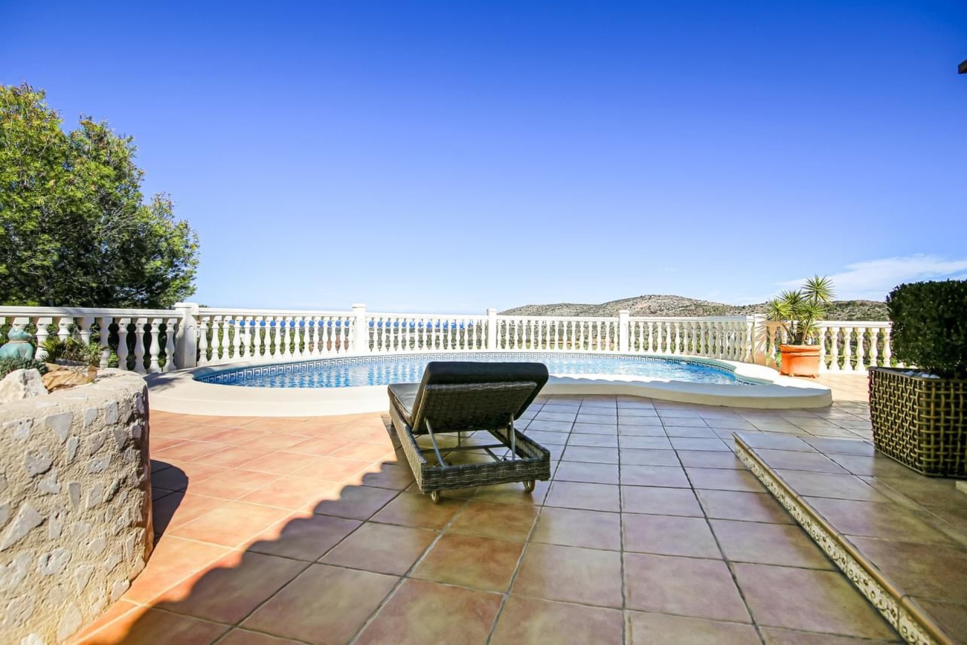 Resale - Villa -
Jávea - Costa Blanca