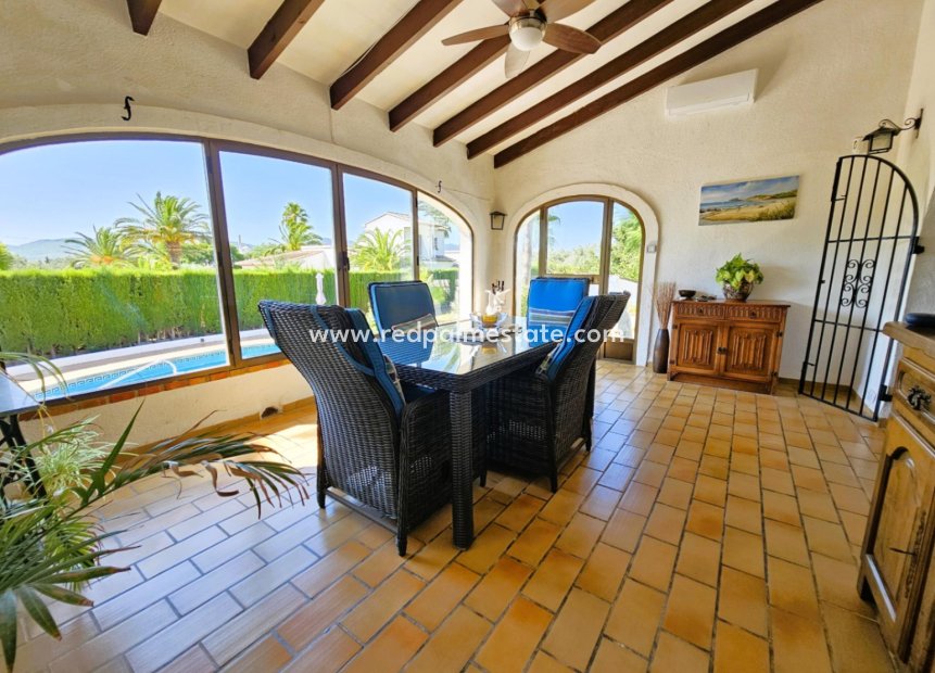 Resale - Villa -
Jávea - Costa Blanca