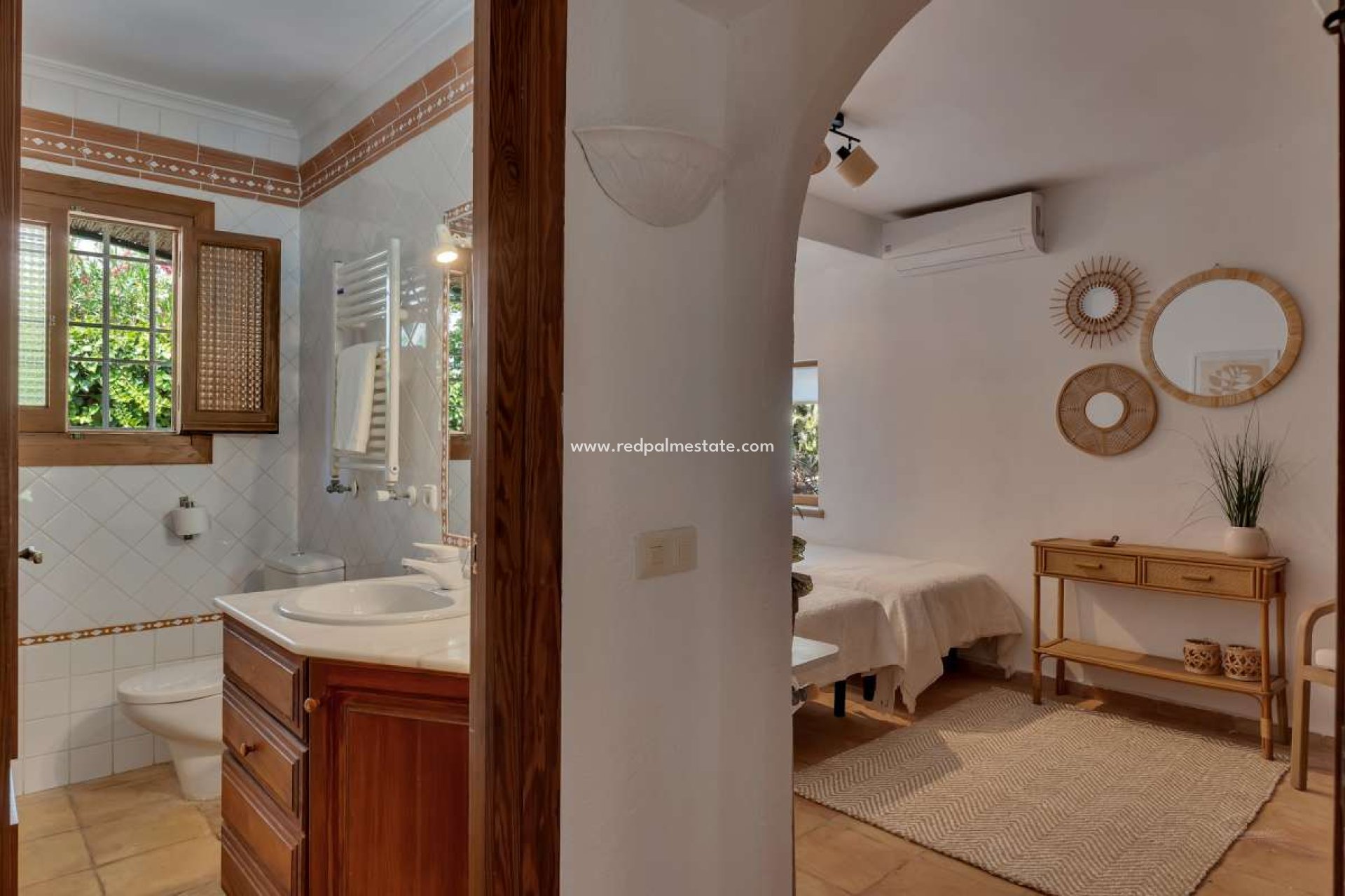 Resale - Villa -
Jávea - Costa Blanca