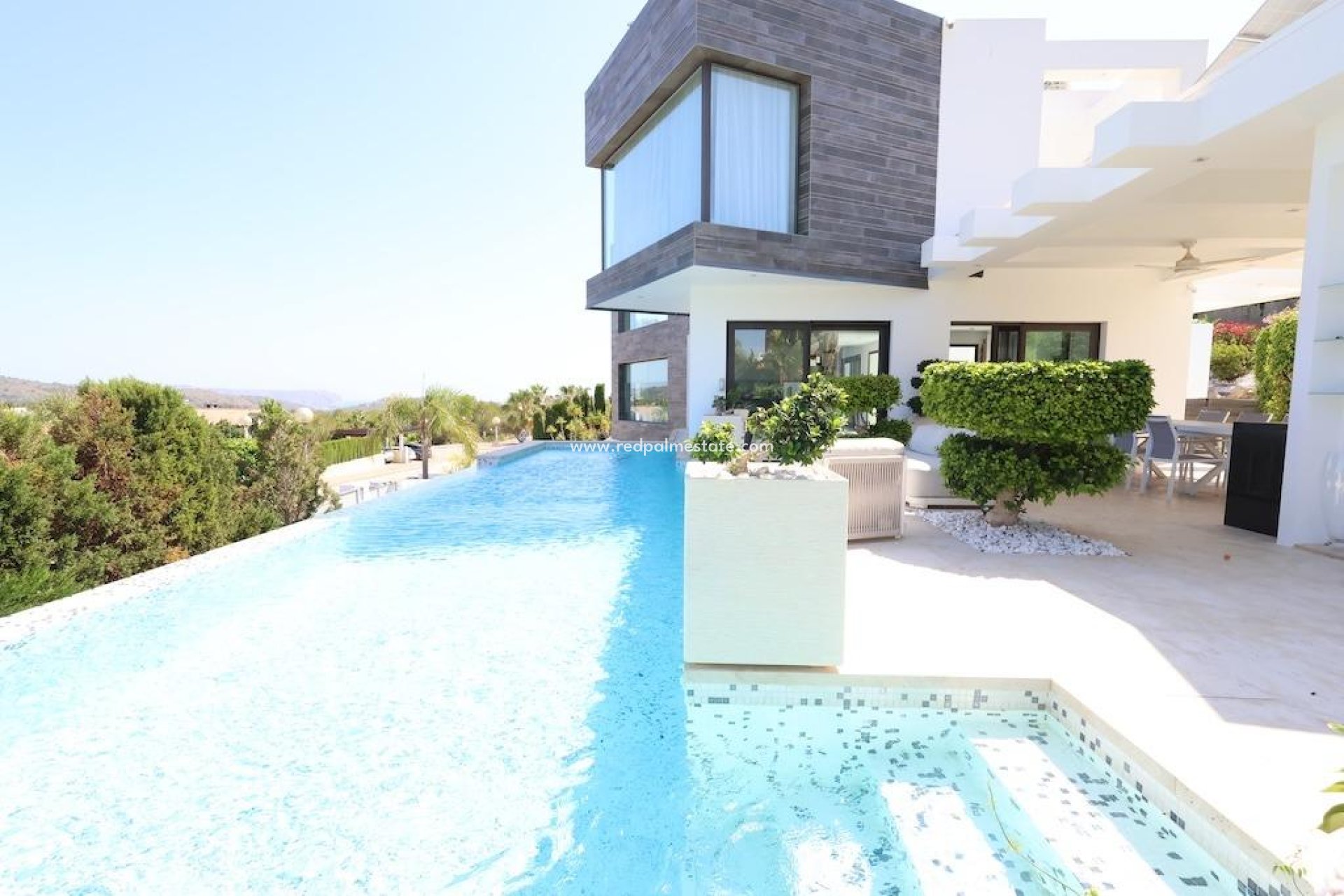 Resale - Villa -
Jávea - Xàbia - Monte Olimpo