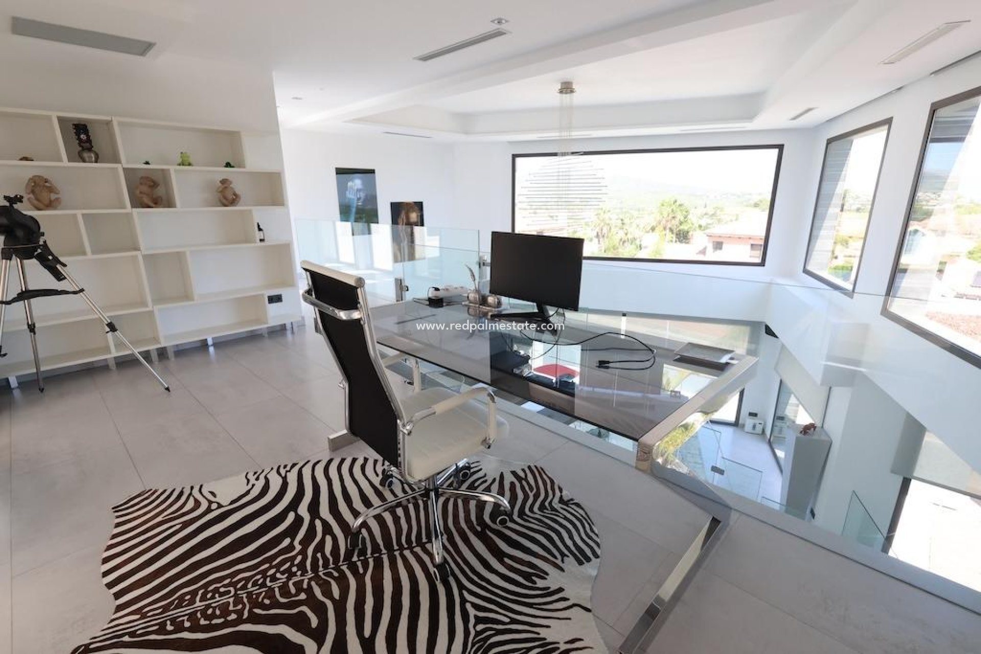 Resale - Villa -
Jávea - Xàbia - Monte Olimpo