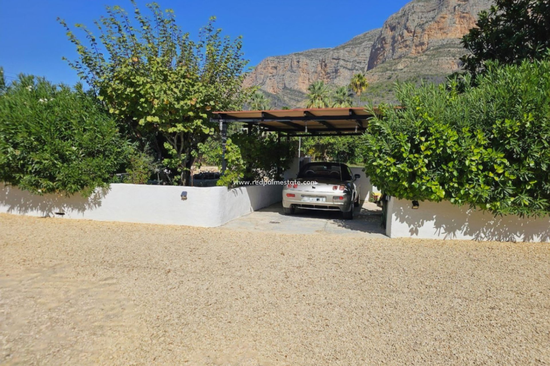 Resale - Villa -
Jávea