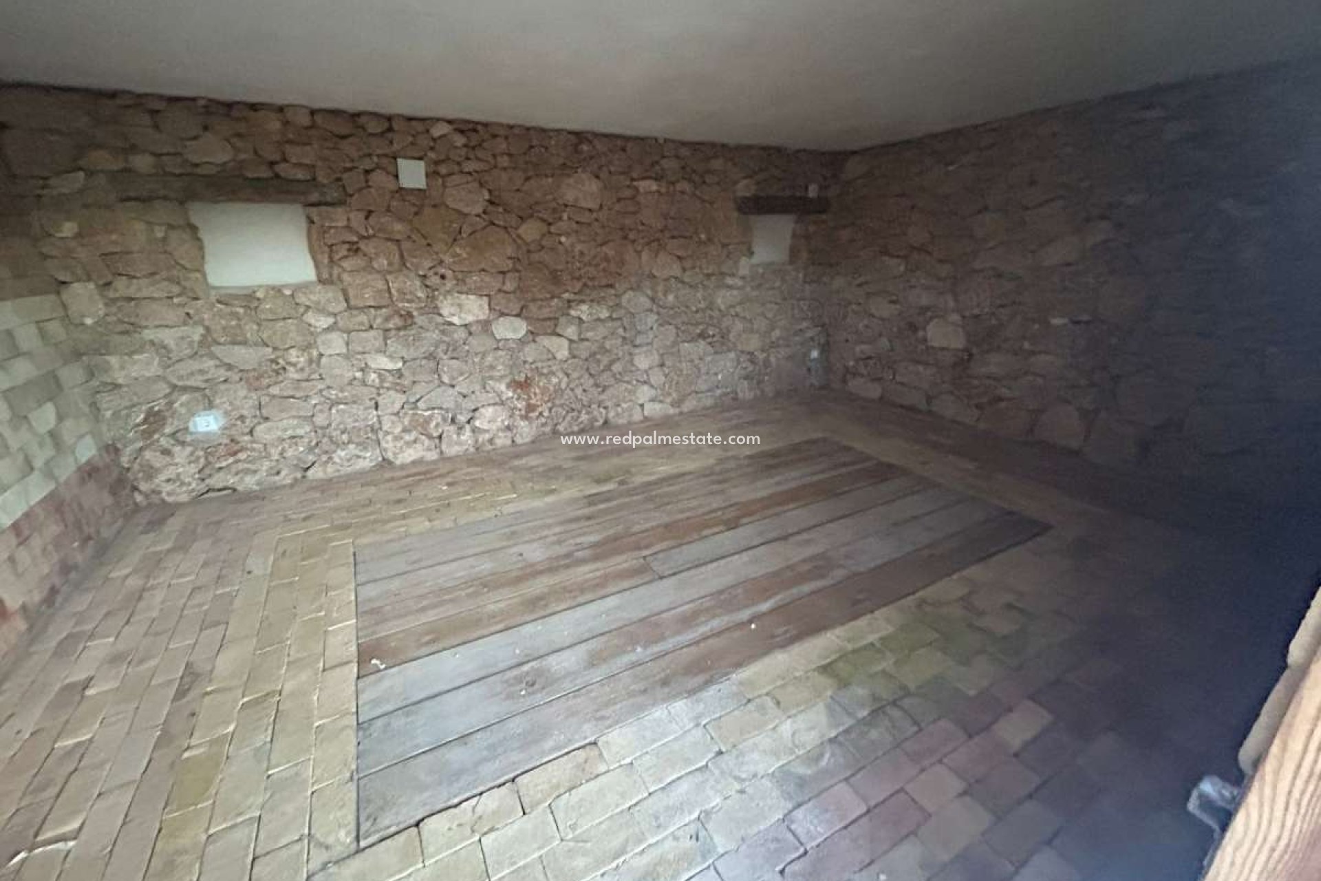 Resale - Villa -
Jávea