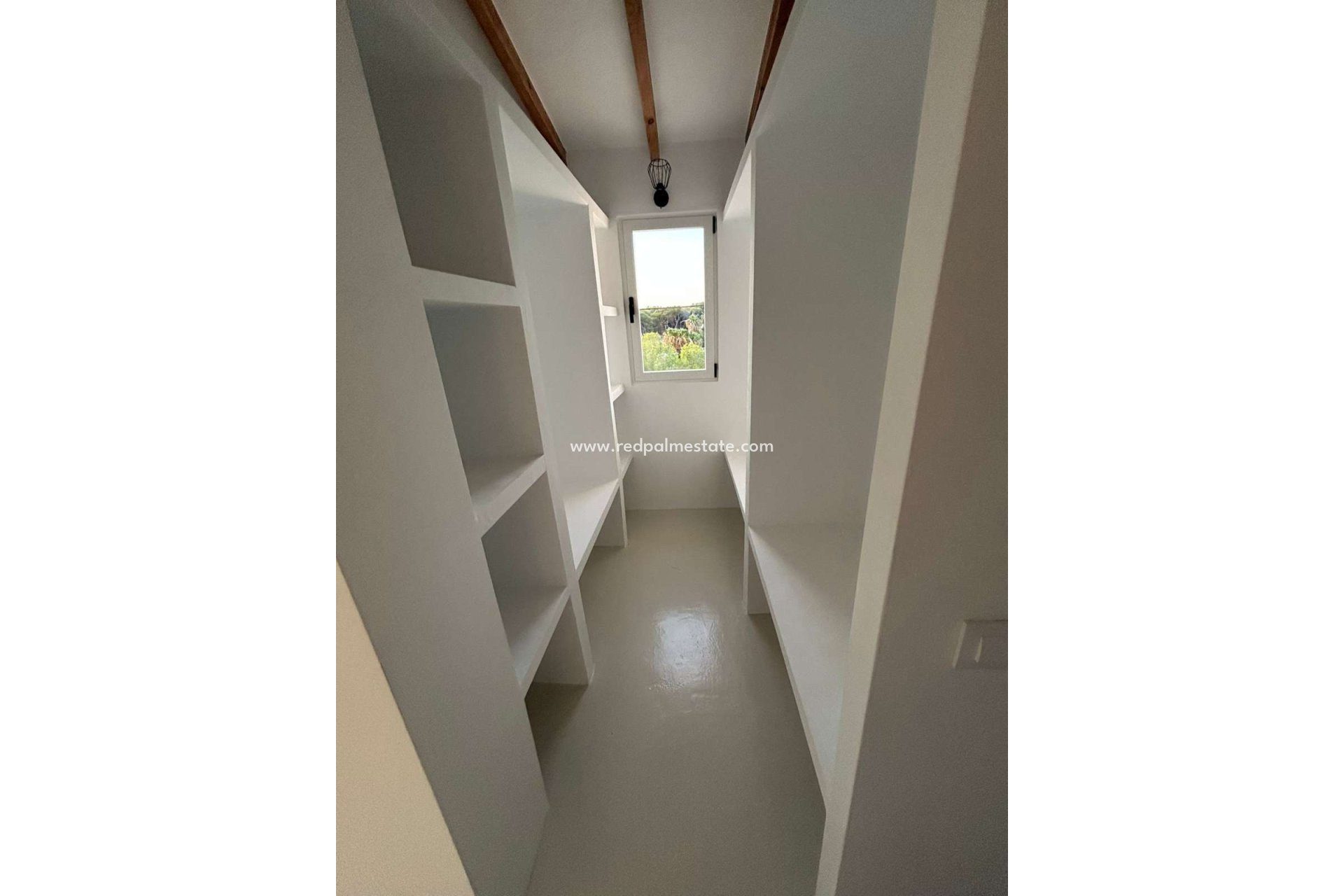 Resale - Villa -
Jávea