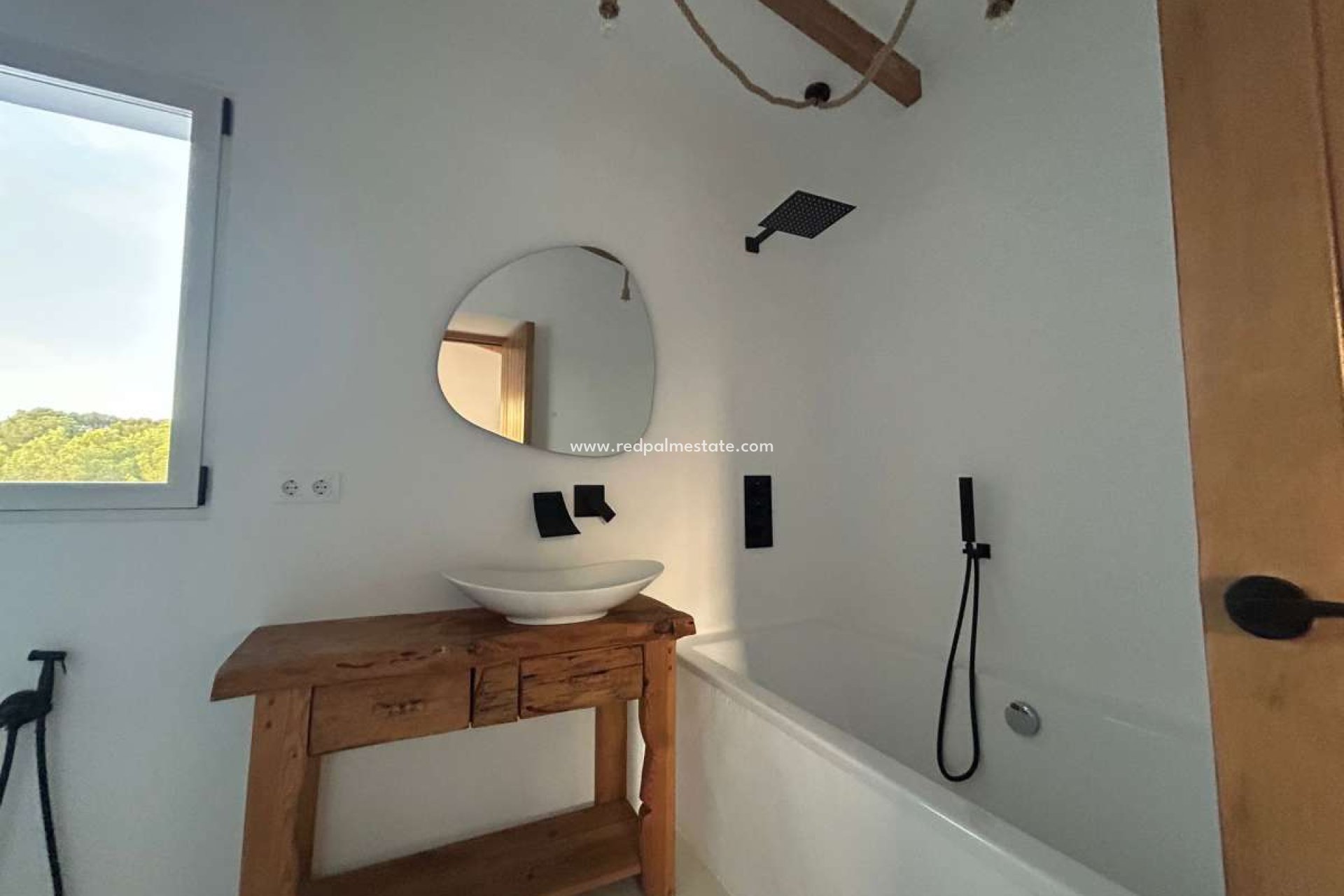 Resale - Villa -
Jávea