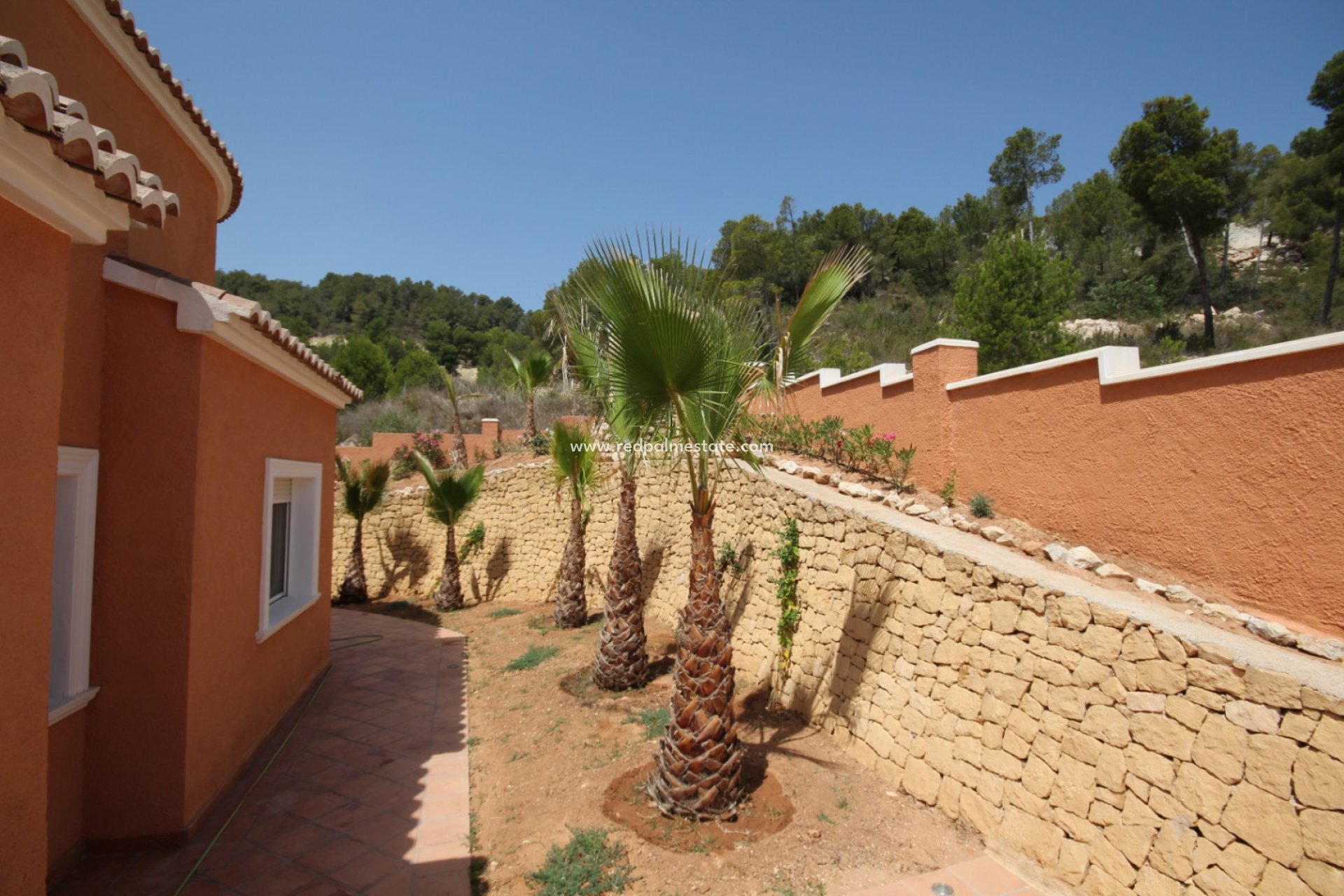 Resale - Villa -
Jávea