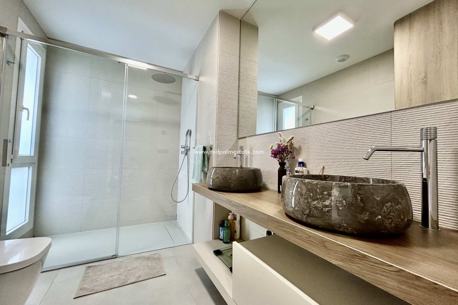 Resale - Villa -
La Finca Golf Resort - Inland