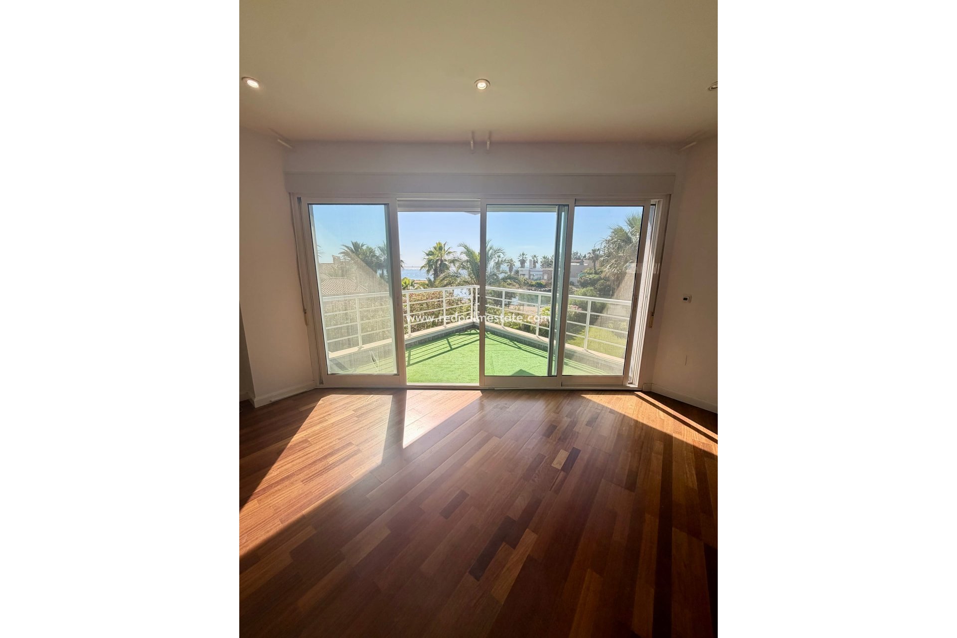 Resale - Villa -
La Manga - Costa Calida