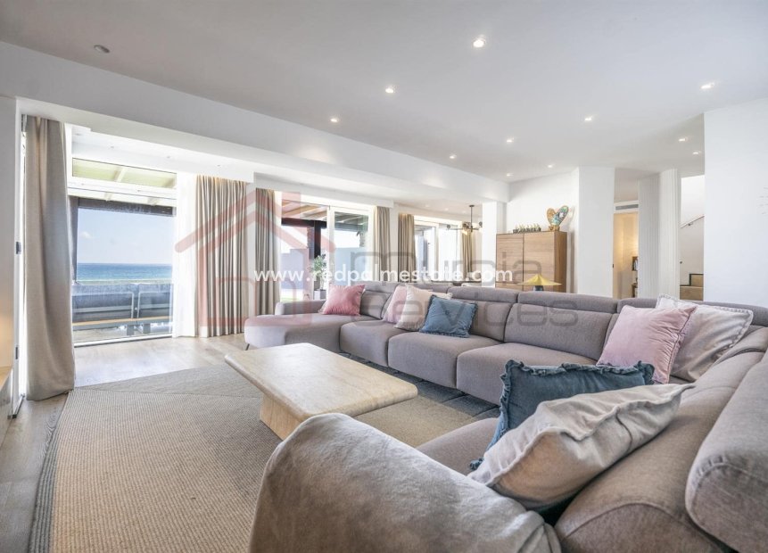 Resale - Villa -
La Manga - Costa Calida