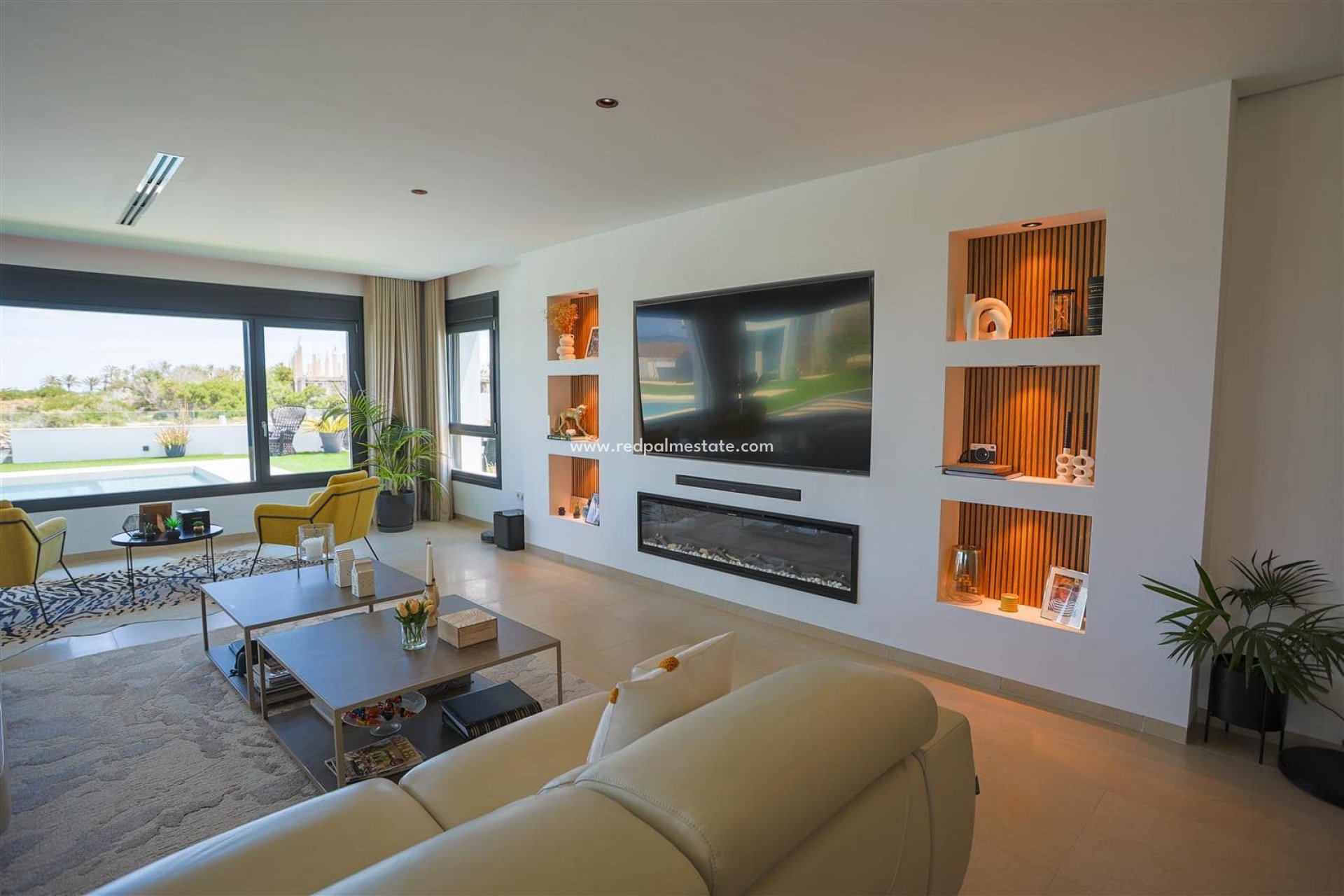 Resale - Villa -
La Manga - Costa Calida
