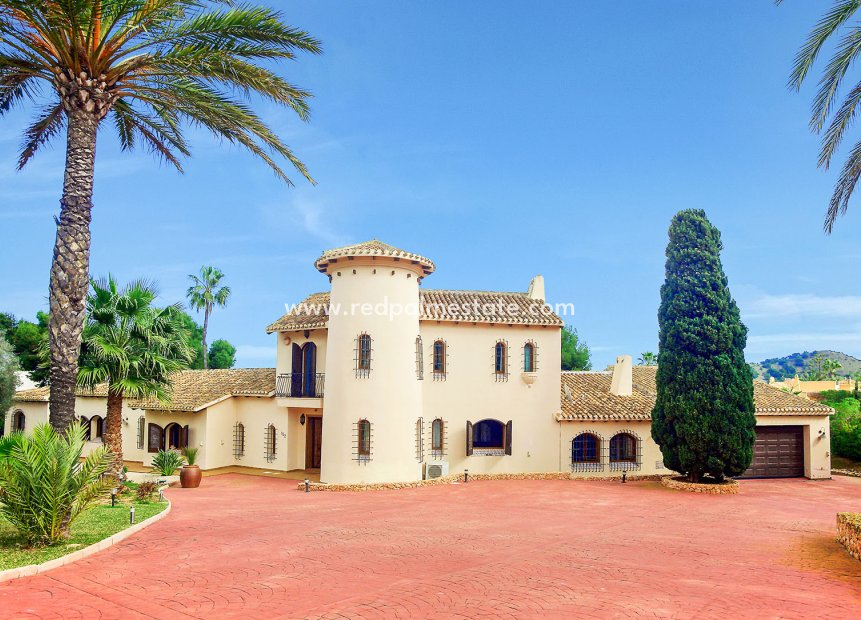 Resale - Villa -
La Manga - Costa Calida