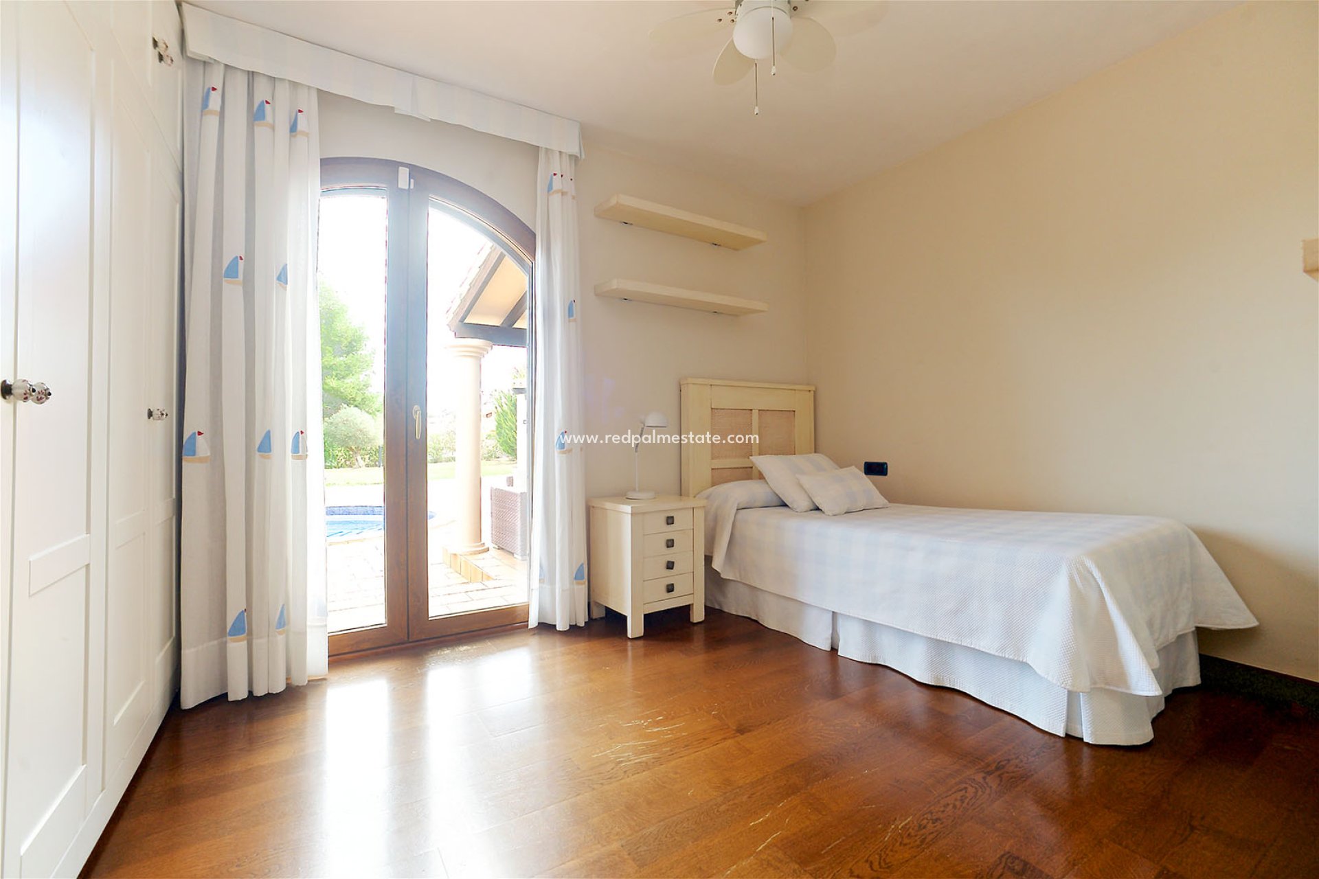 Resale - Villa -
La Manga - Costa Calida