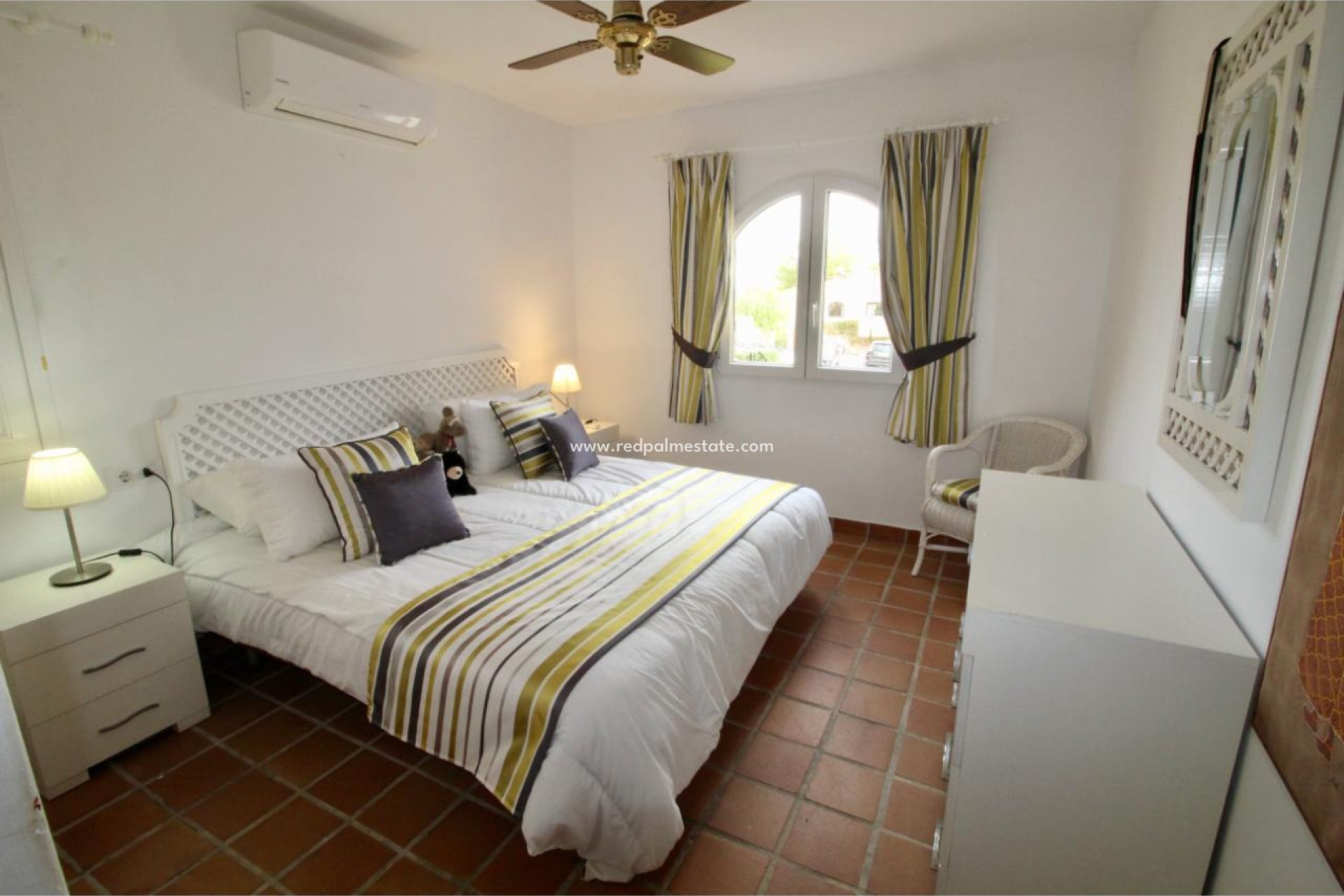 Resale - Villa -
La Manga - Costa Calida