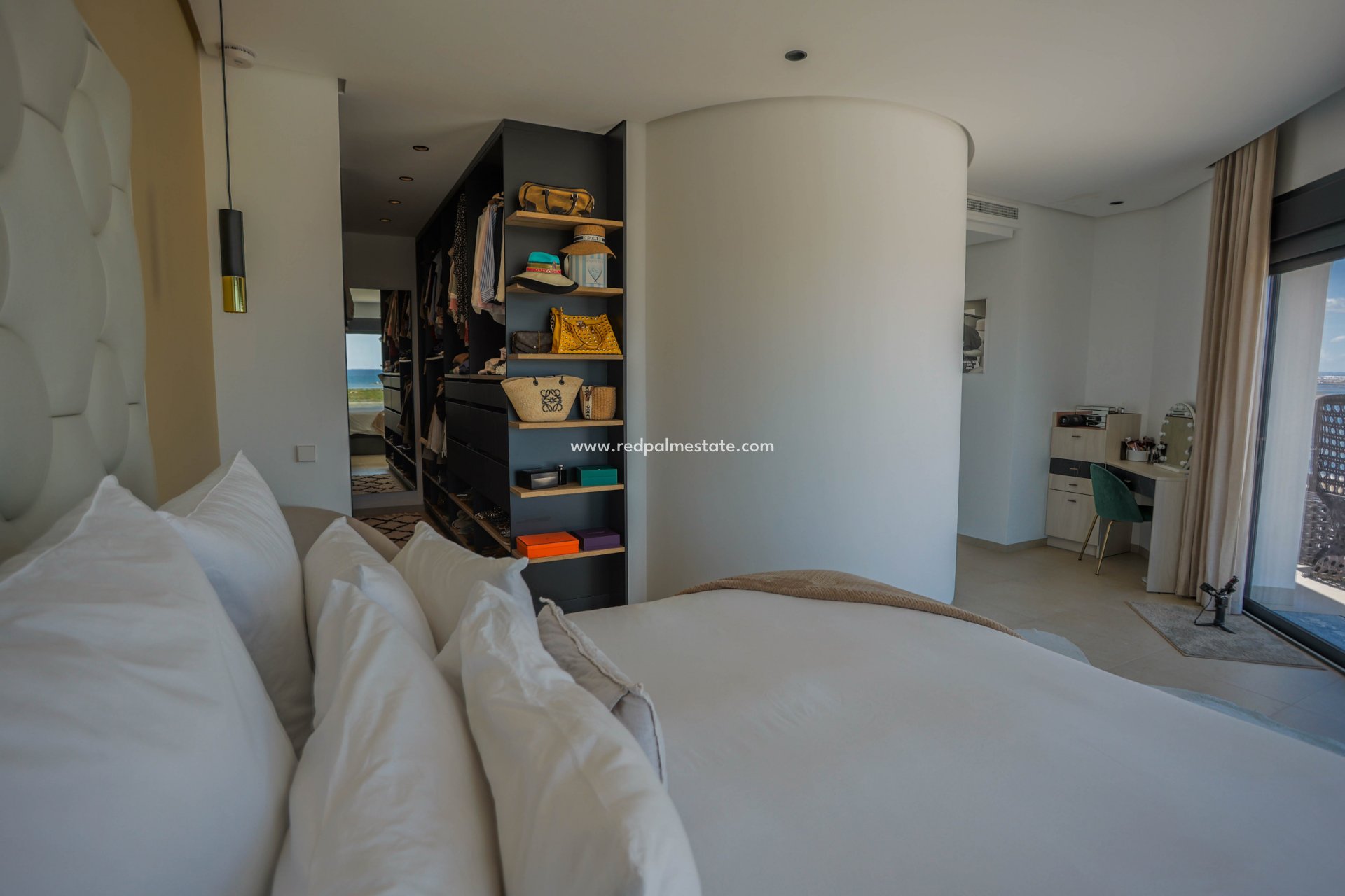 Resale - Villa -
La Manga - Costa Calida