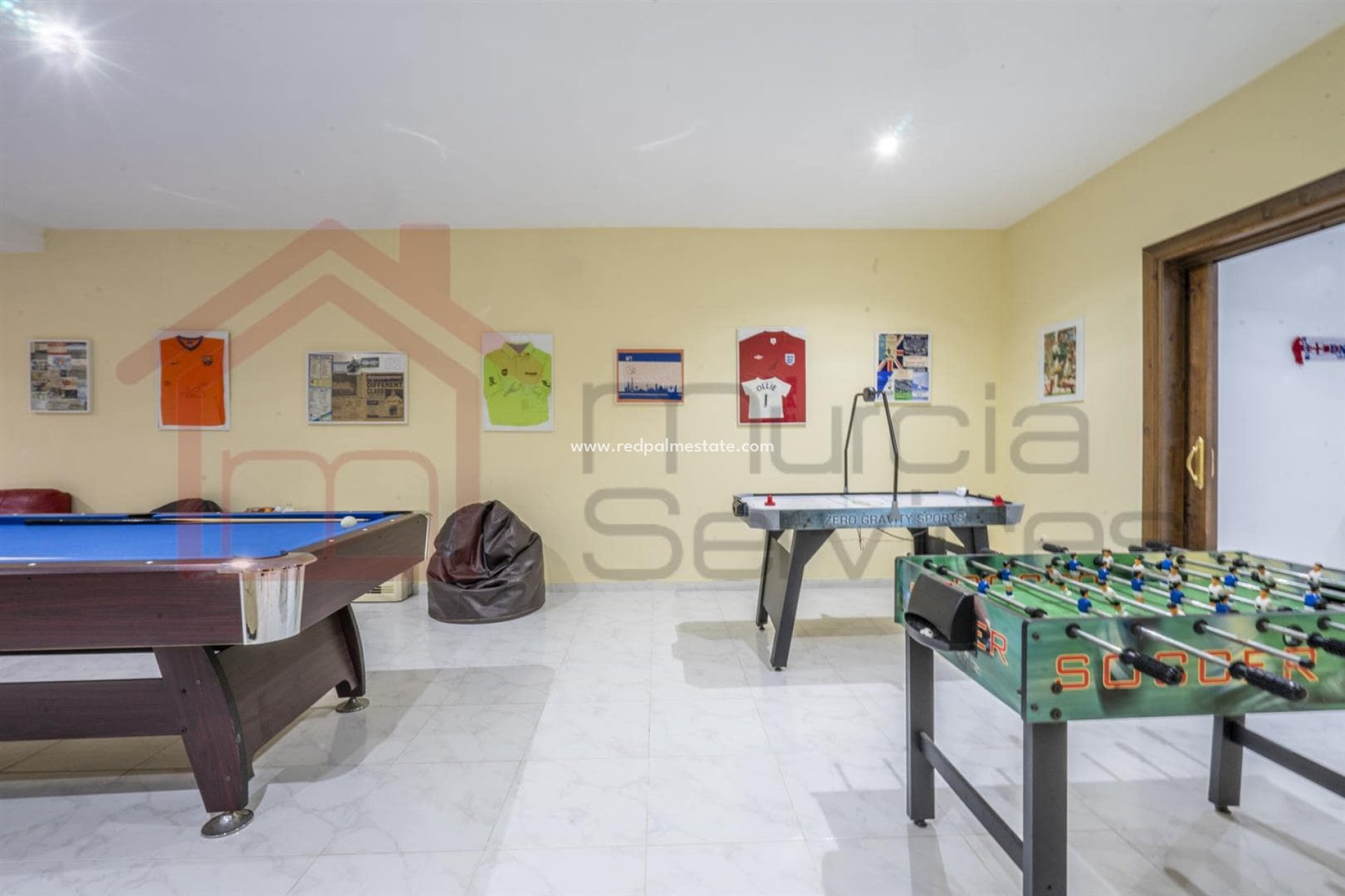 Resale - Villa -
La Manga - La Manga Club