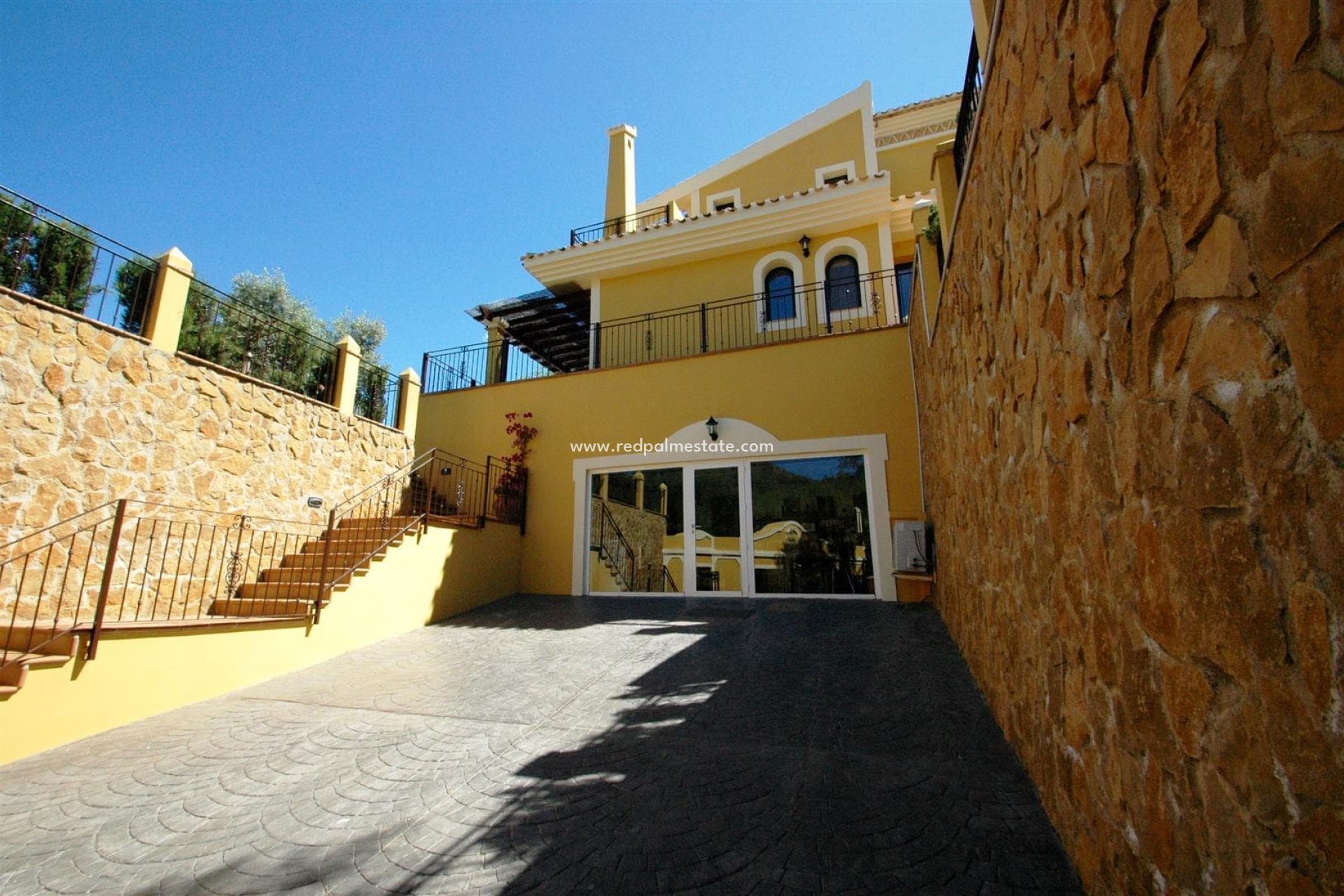 Resale - Villa -
La Manga - La Manga Club